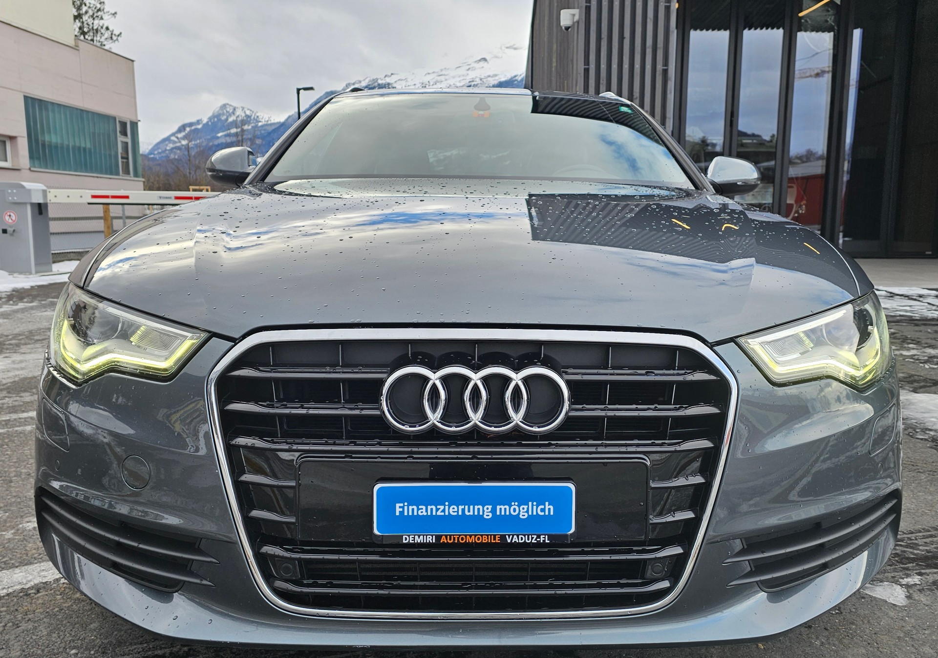 AUDI A6 Avant 2.0 TFSI S Line-image-6