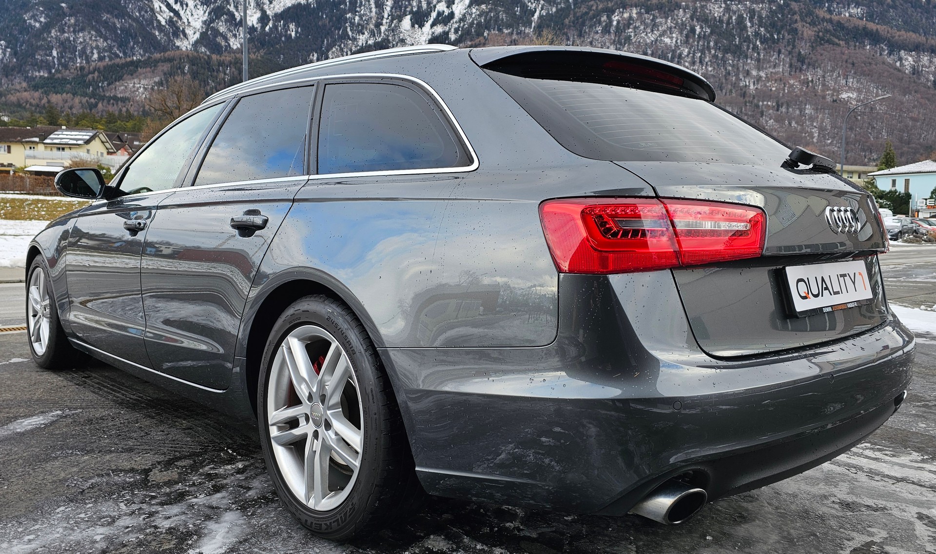 AUDI A6 Avant 2.0 TFSI S Line-image-2