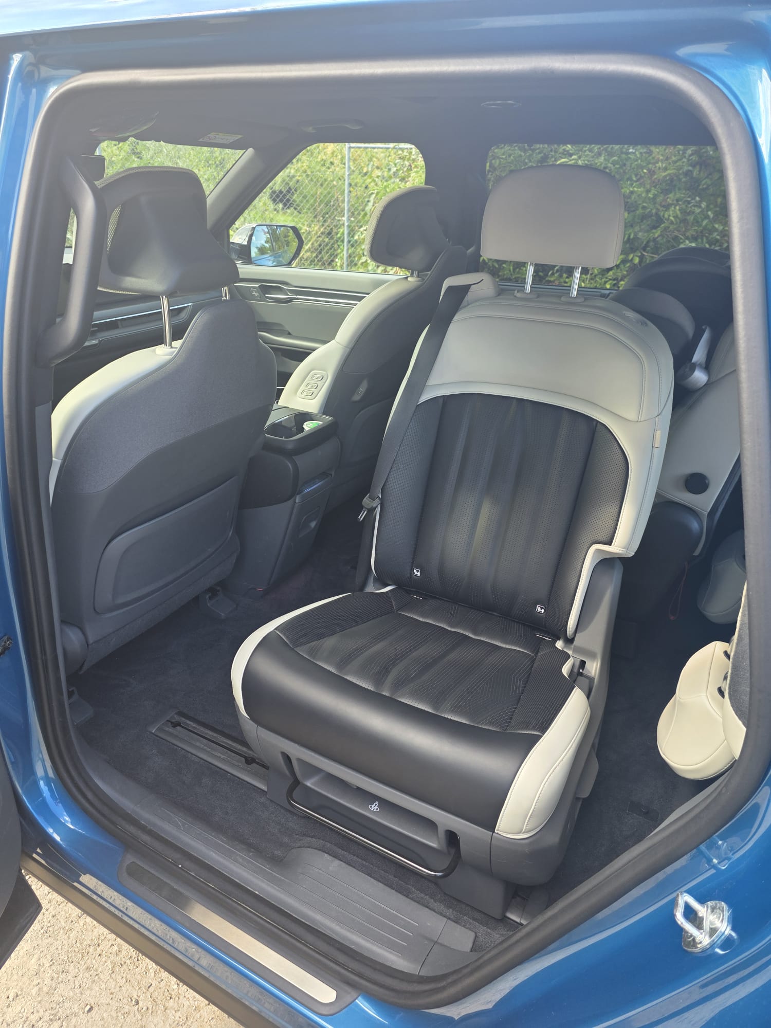 KIA EV9 99,8 kWh GT-Line 4x4 6 places-image-3