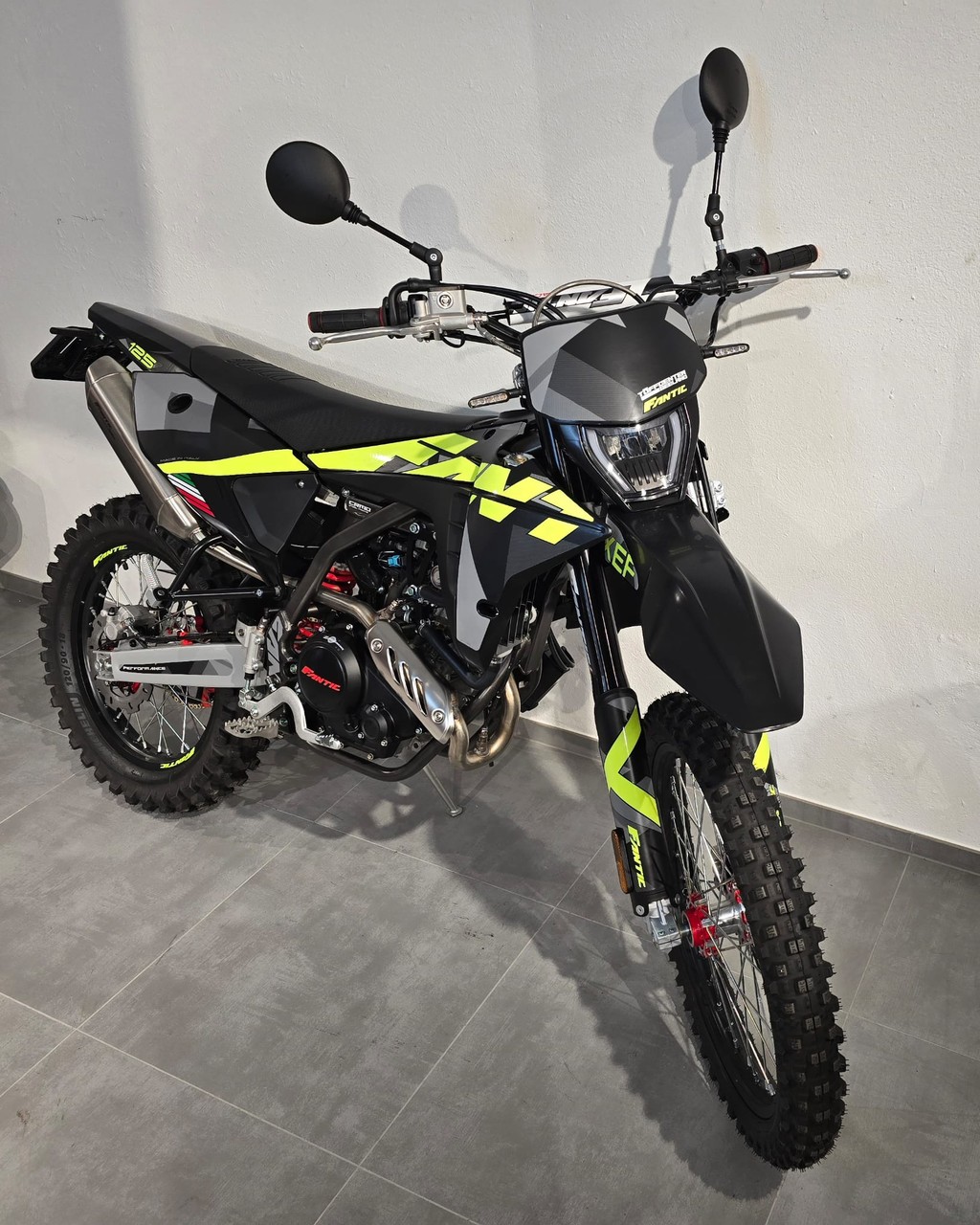 FANTIC Enduro 125 Performance-image-1