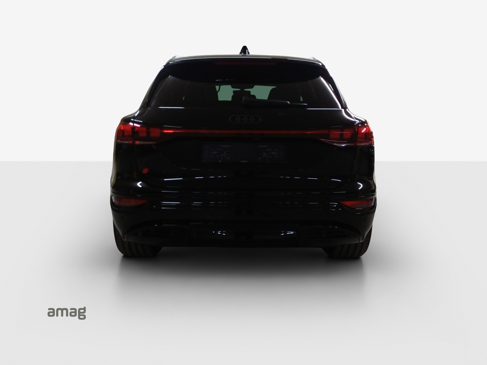 AUDI SQ6 e-tron quattro-image-3