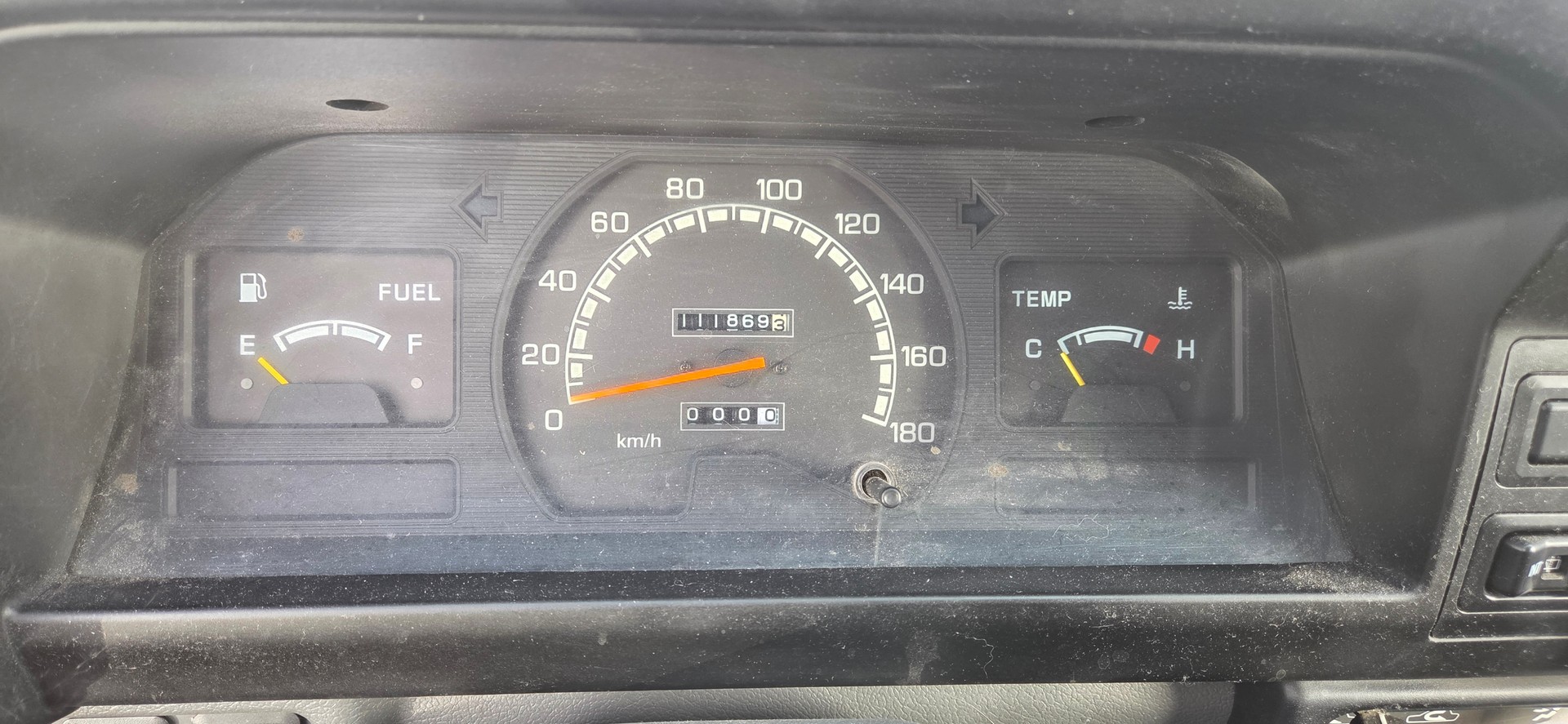 MITSUBISHI L 300 2.0-16 ECI-image-7