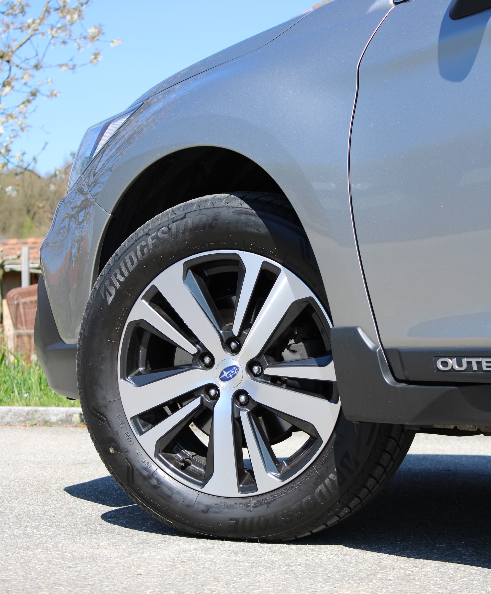 SUBARU Outback 2.5i Luxury AWD Lineartronic-image-9