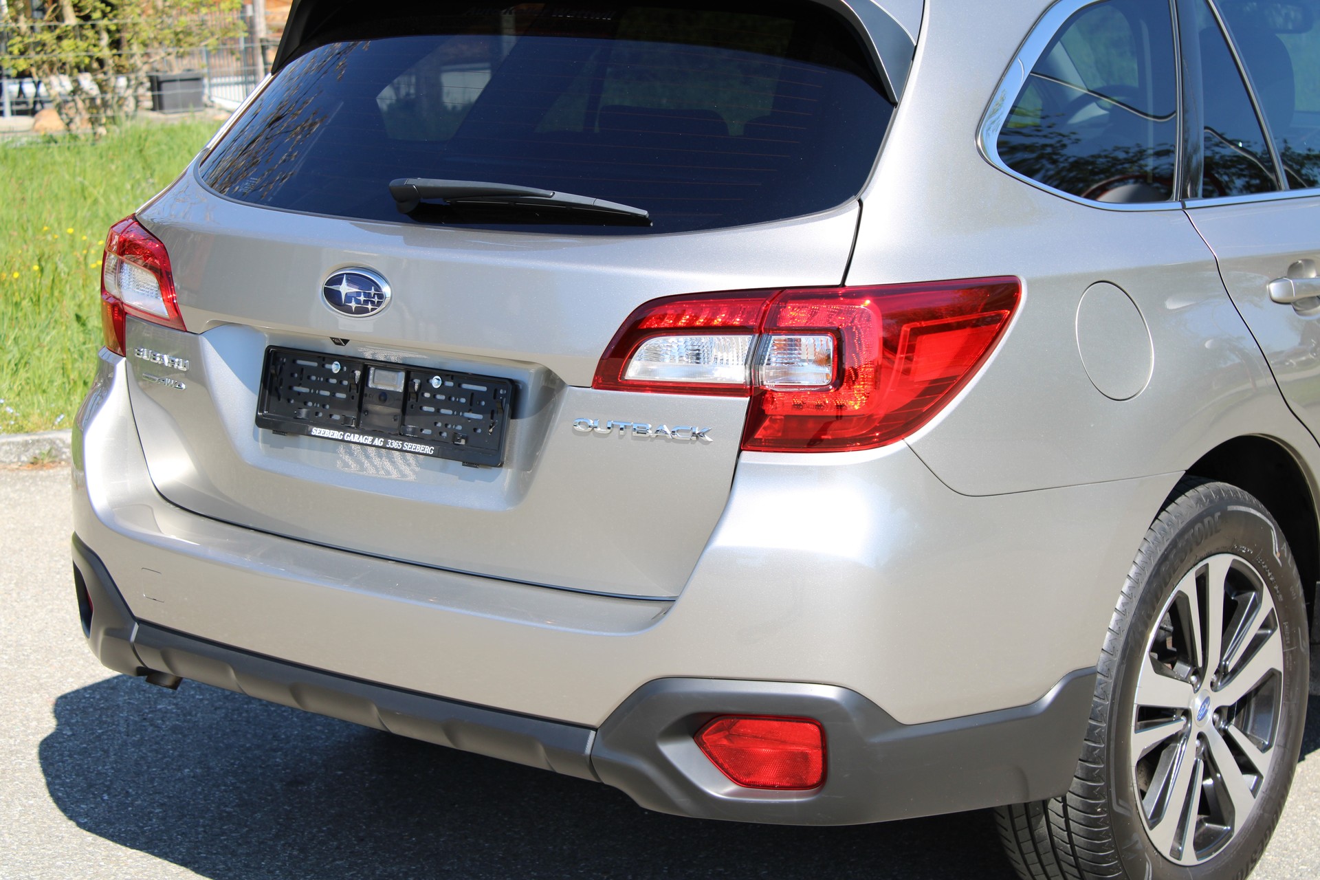 SUBARU Outback 2.5i Luxury AWD Lineartronic-image-7