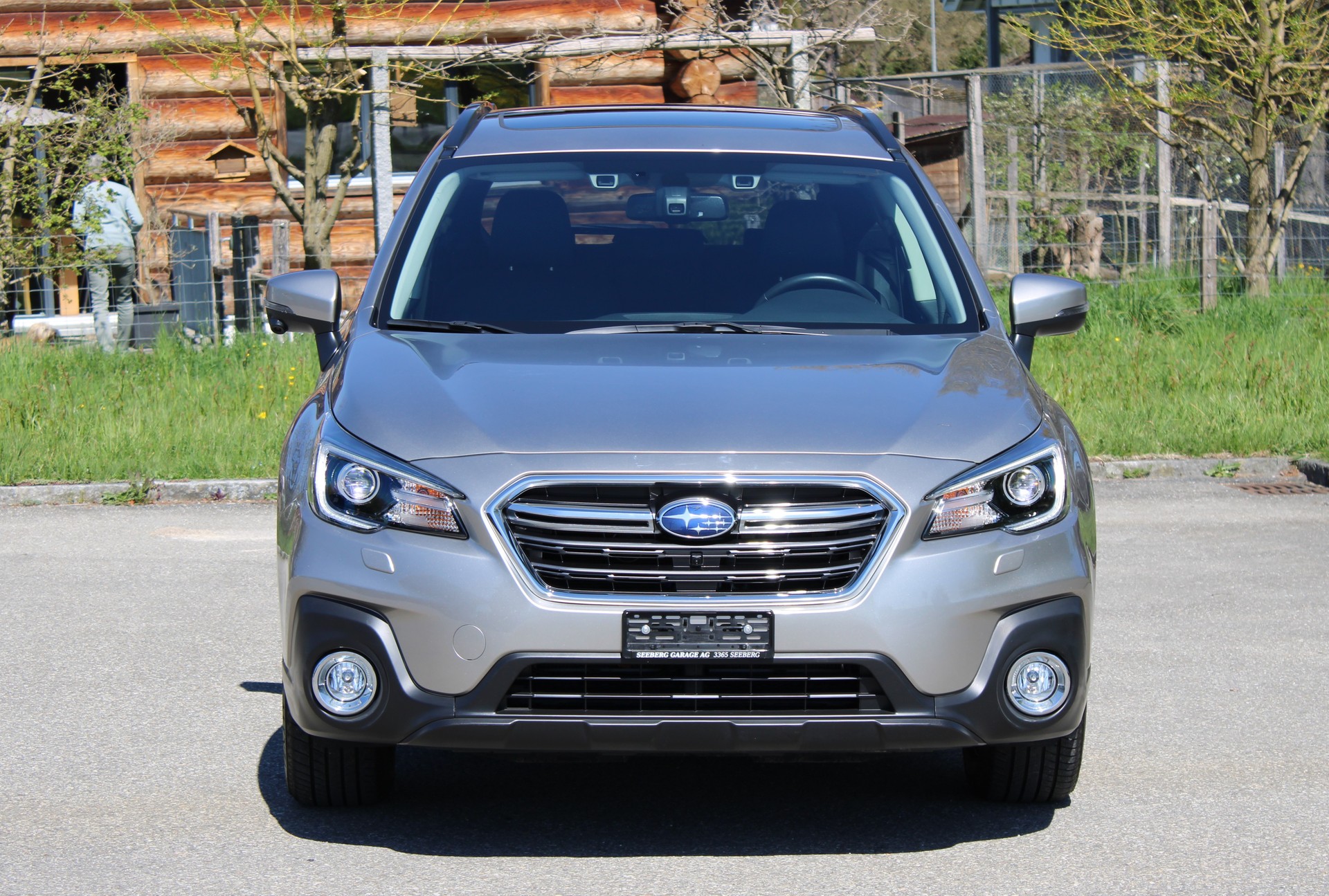 SUBARU Outback 2.5i Luxury AWD Lineartronic-image-3