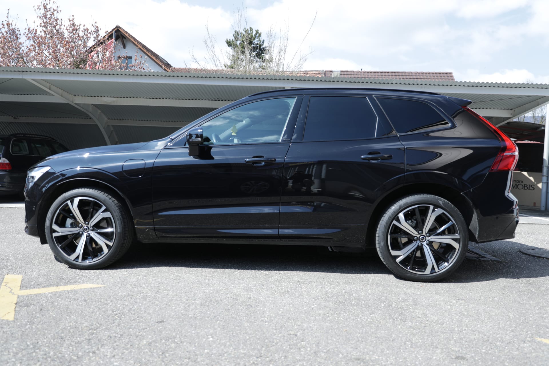 VOLVO XC60 T6 eAWD PluginHybrid Xcentric Geartronic-showroom-element-2