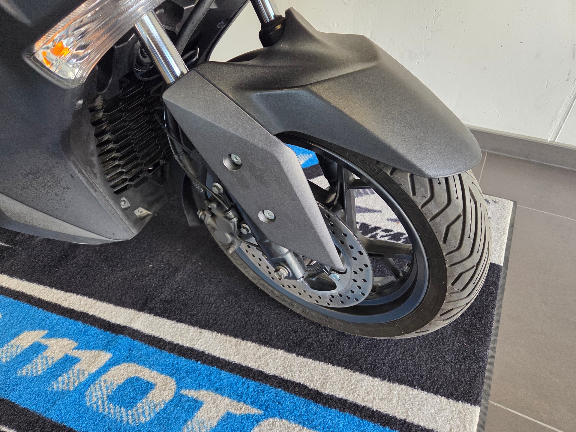 YAMAHA X-Max CZD 300 ABS-image-6