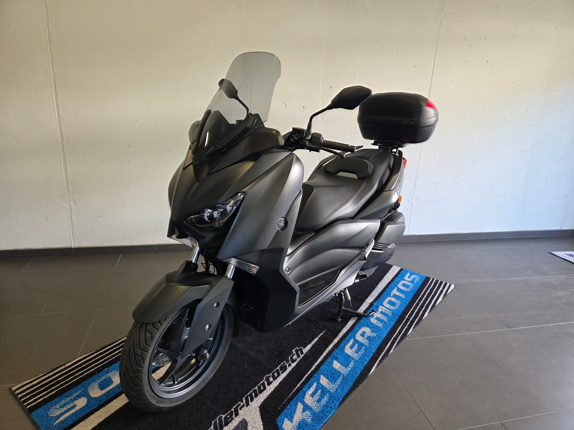 YAMAHA X-Max CZD 300 ABS-image-10