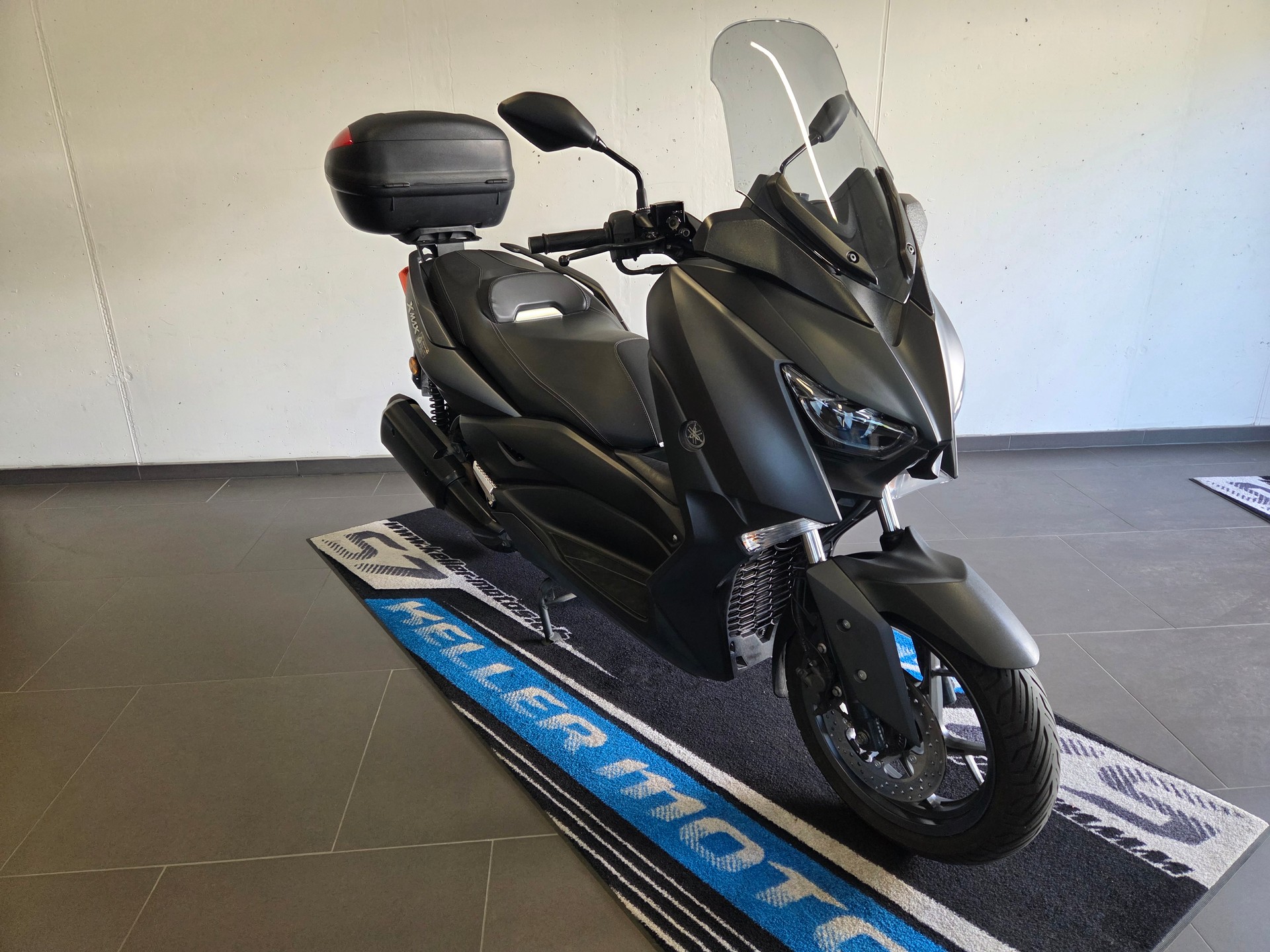 YAMAHA X-Max CZD 300 ABS-image-7