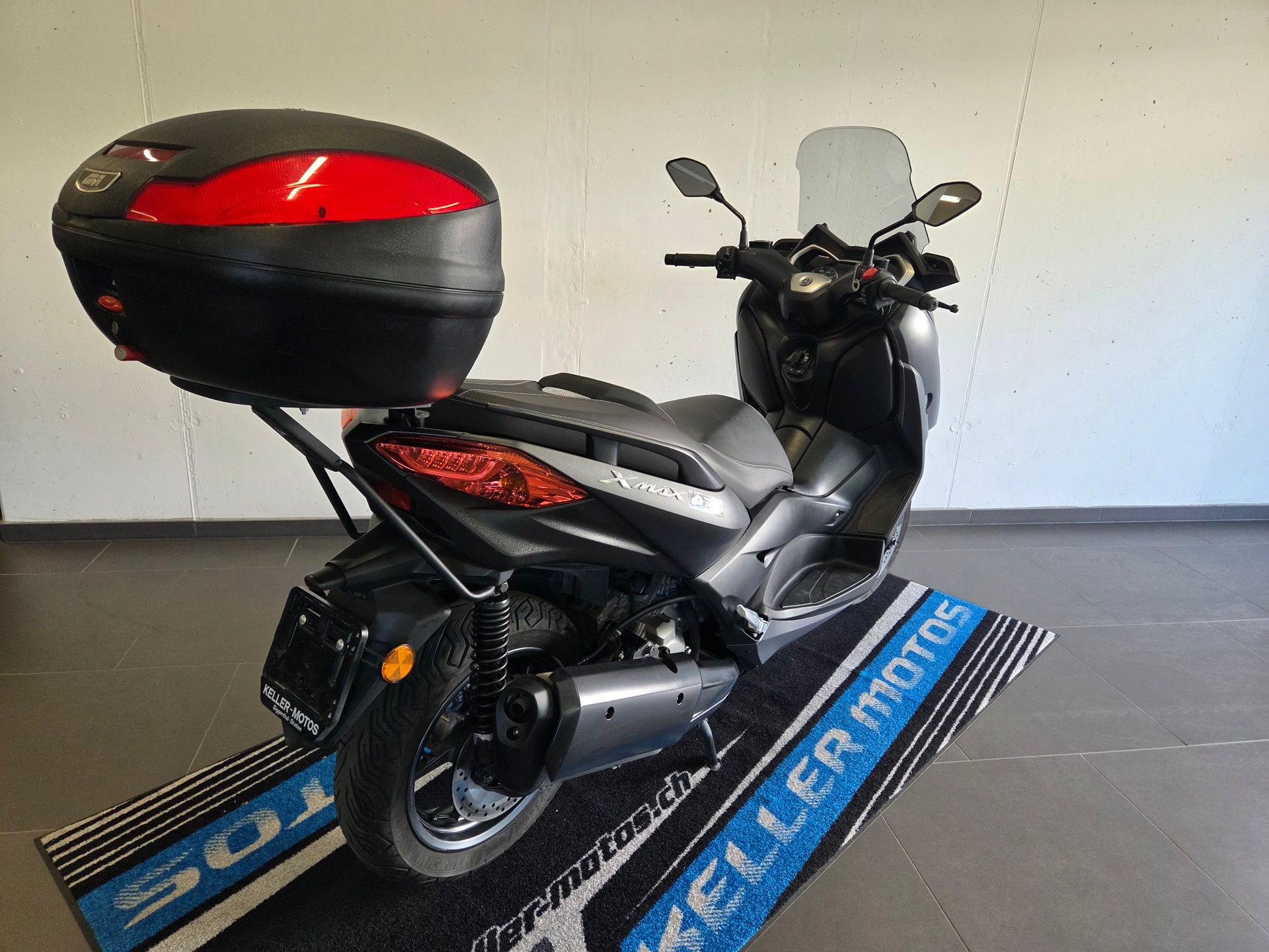 YAMAHA X-Max CZD 300 ABS-image-12