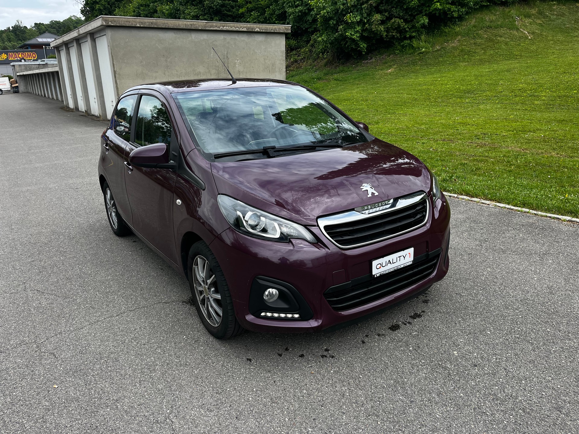 PEUGEOT 108 1.0 VTi Active