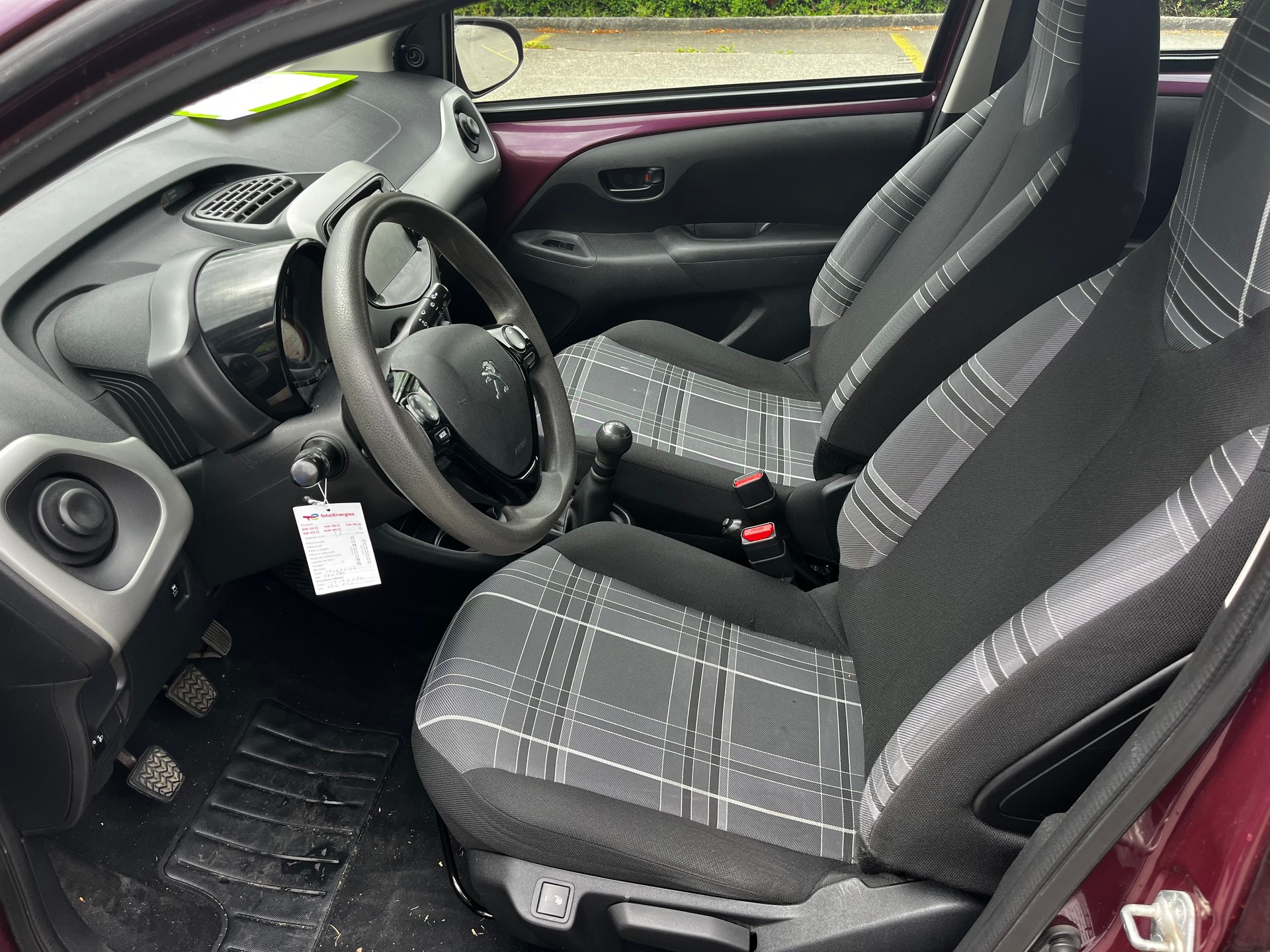 PEUGEOT 108 1.0 VTi Active-image-9