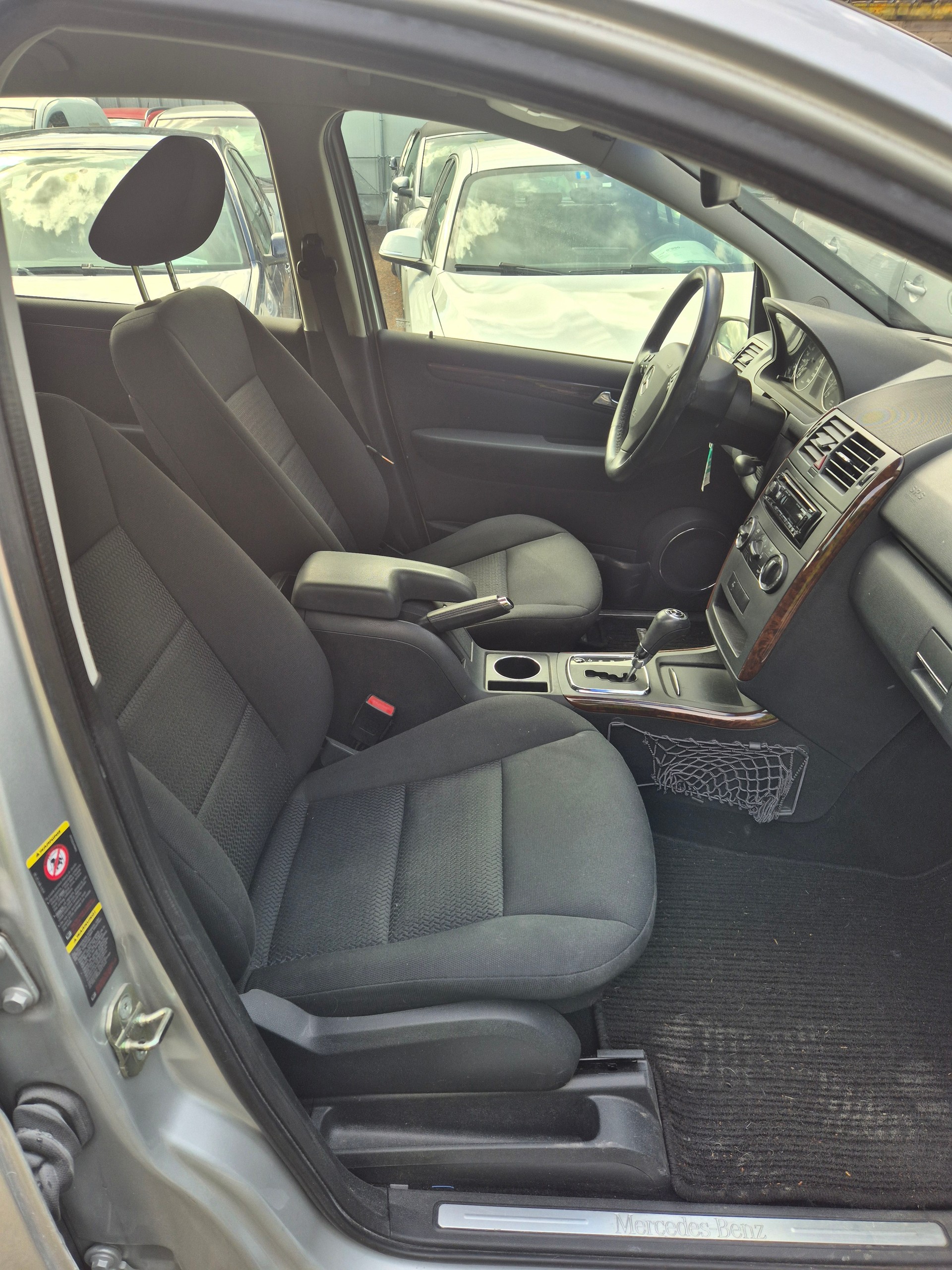 MERCEDES-BENZ A170-image-11