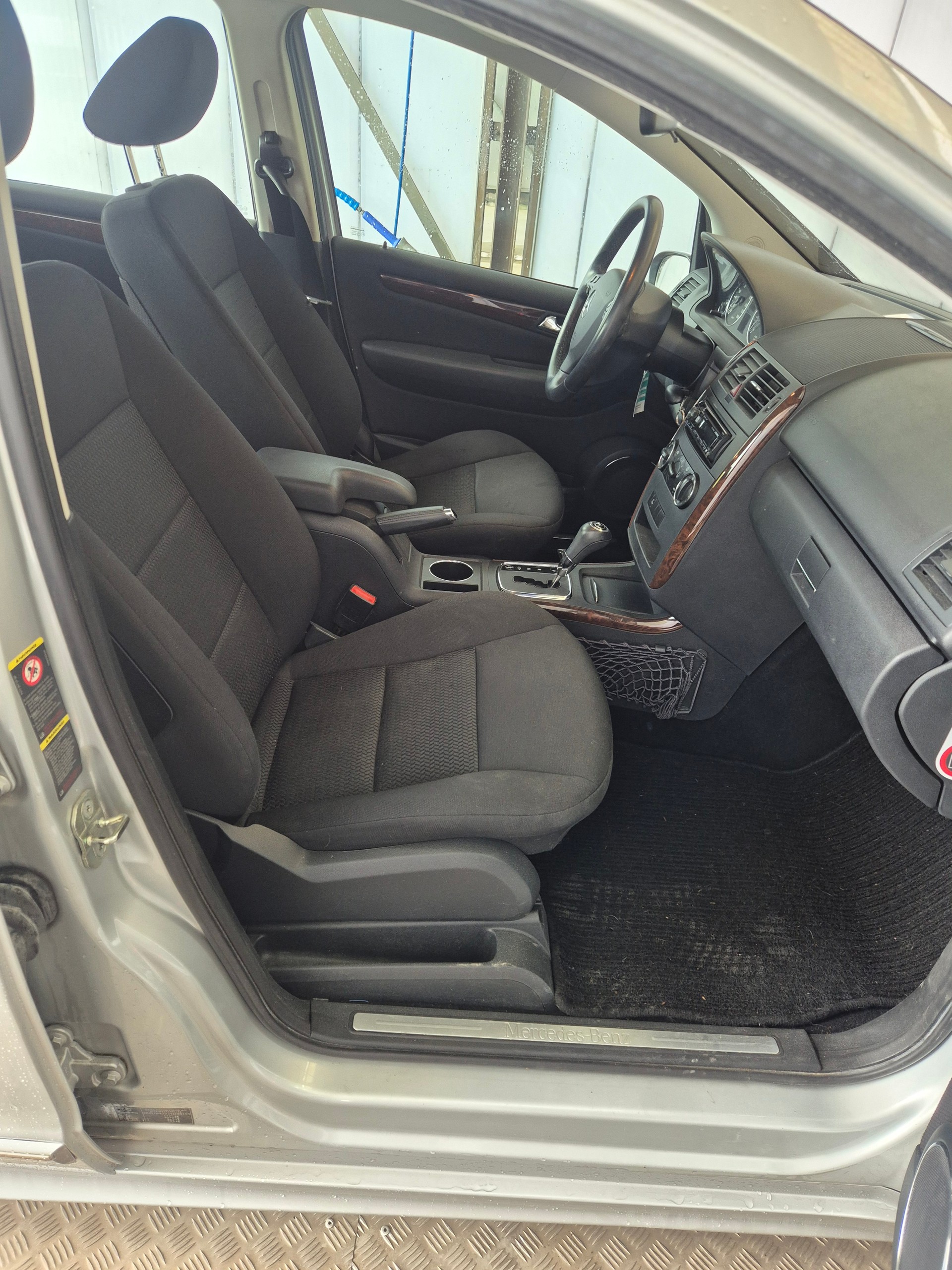 MERCEDES-BENZ A170-image-8