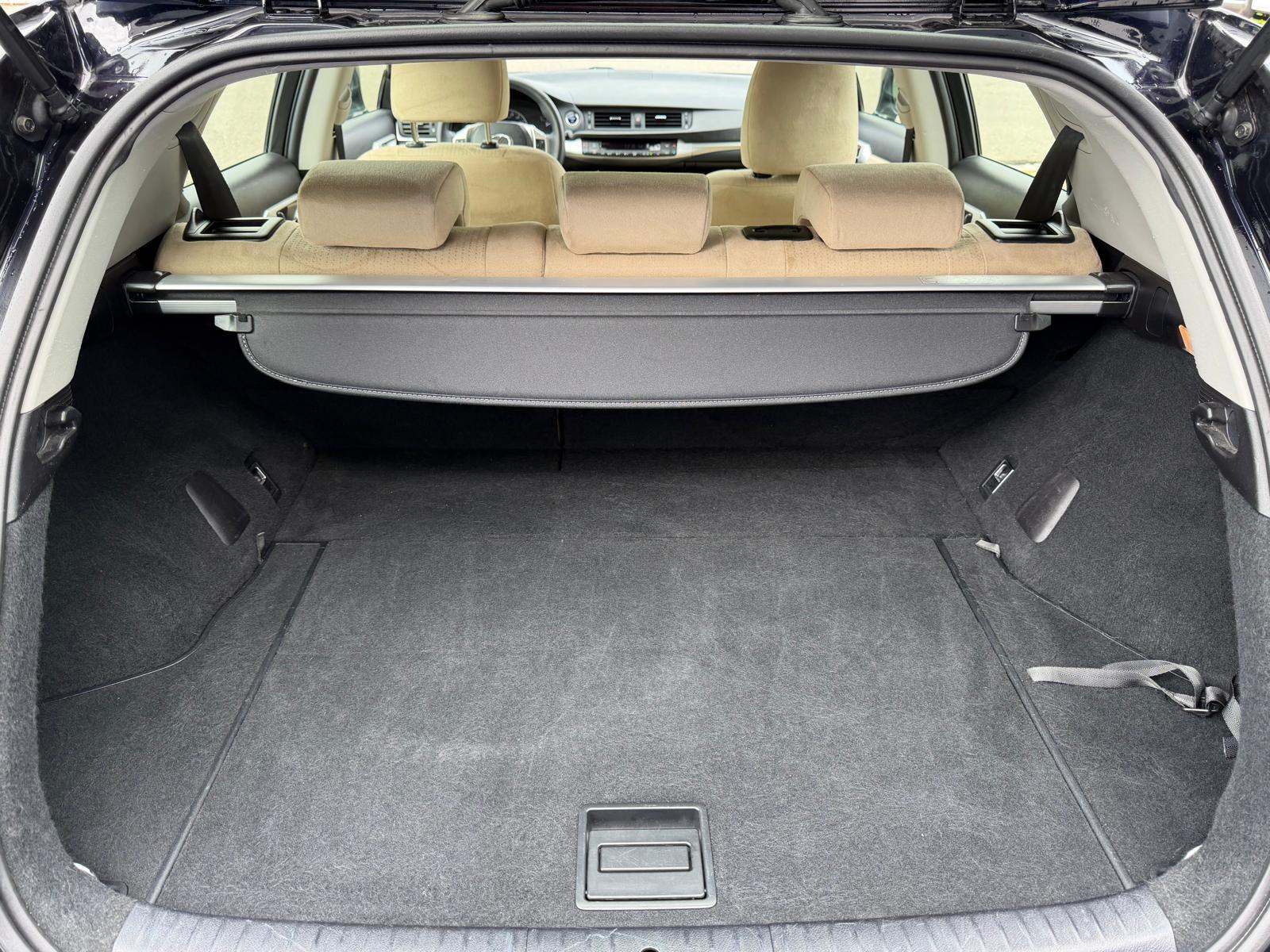 LEXUS CT 200h Comfort-image-21
