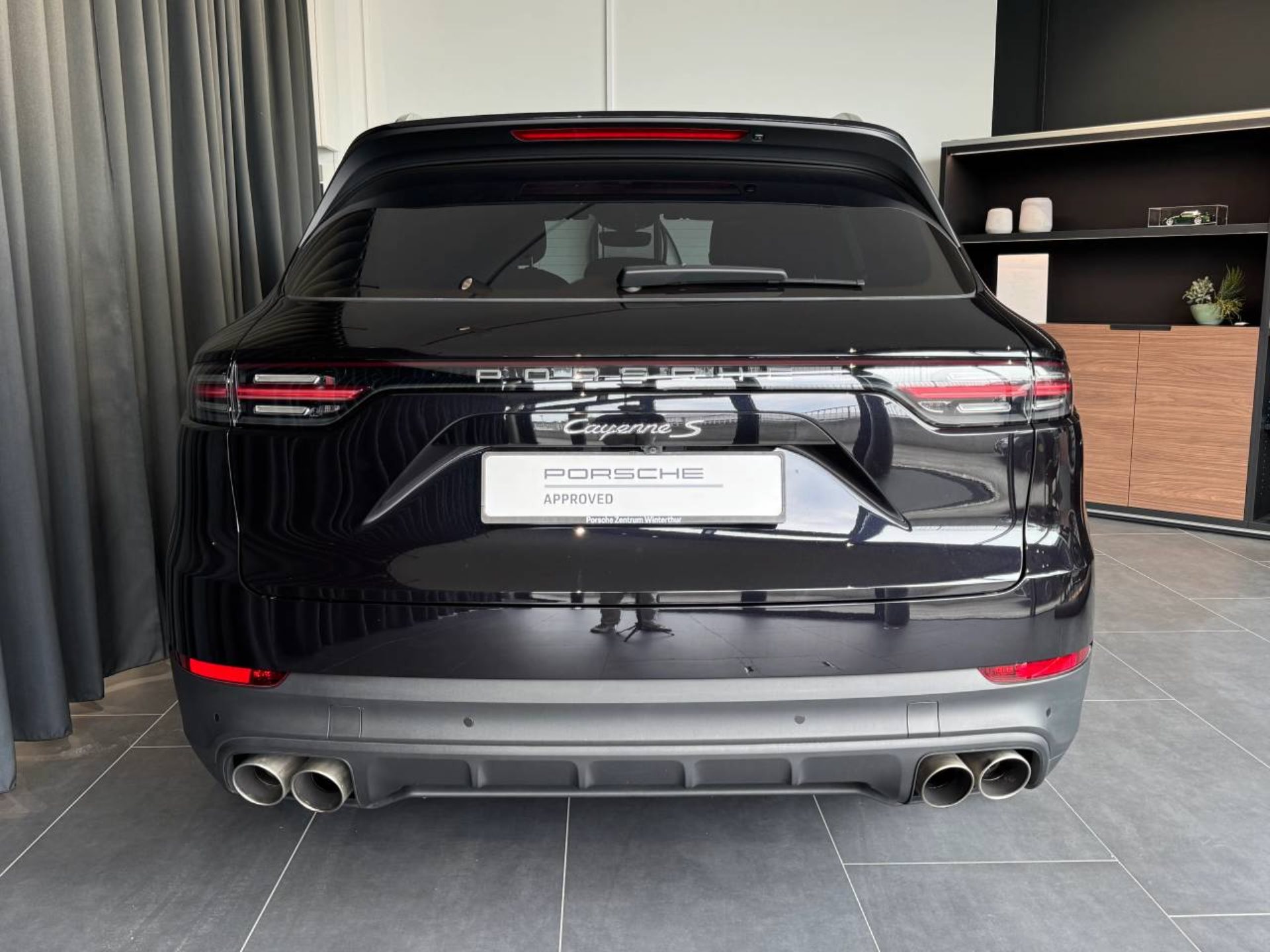PORSCHE Cayenne S-image-5