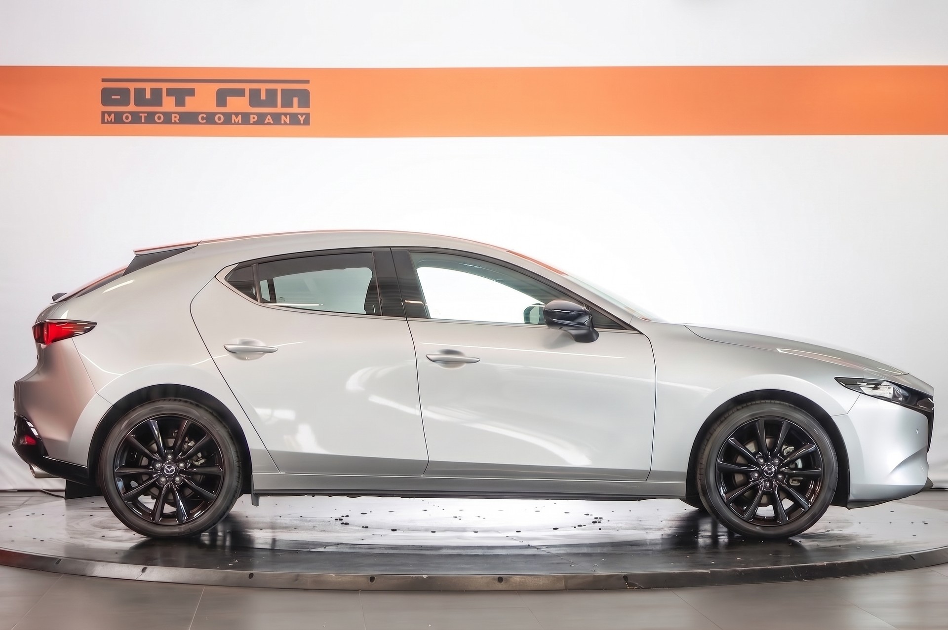 MAZDA 3 Hatchback SKYACTIV-X M Hybrid 186 Homura-showroom-element-3
