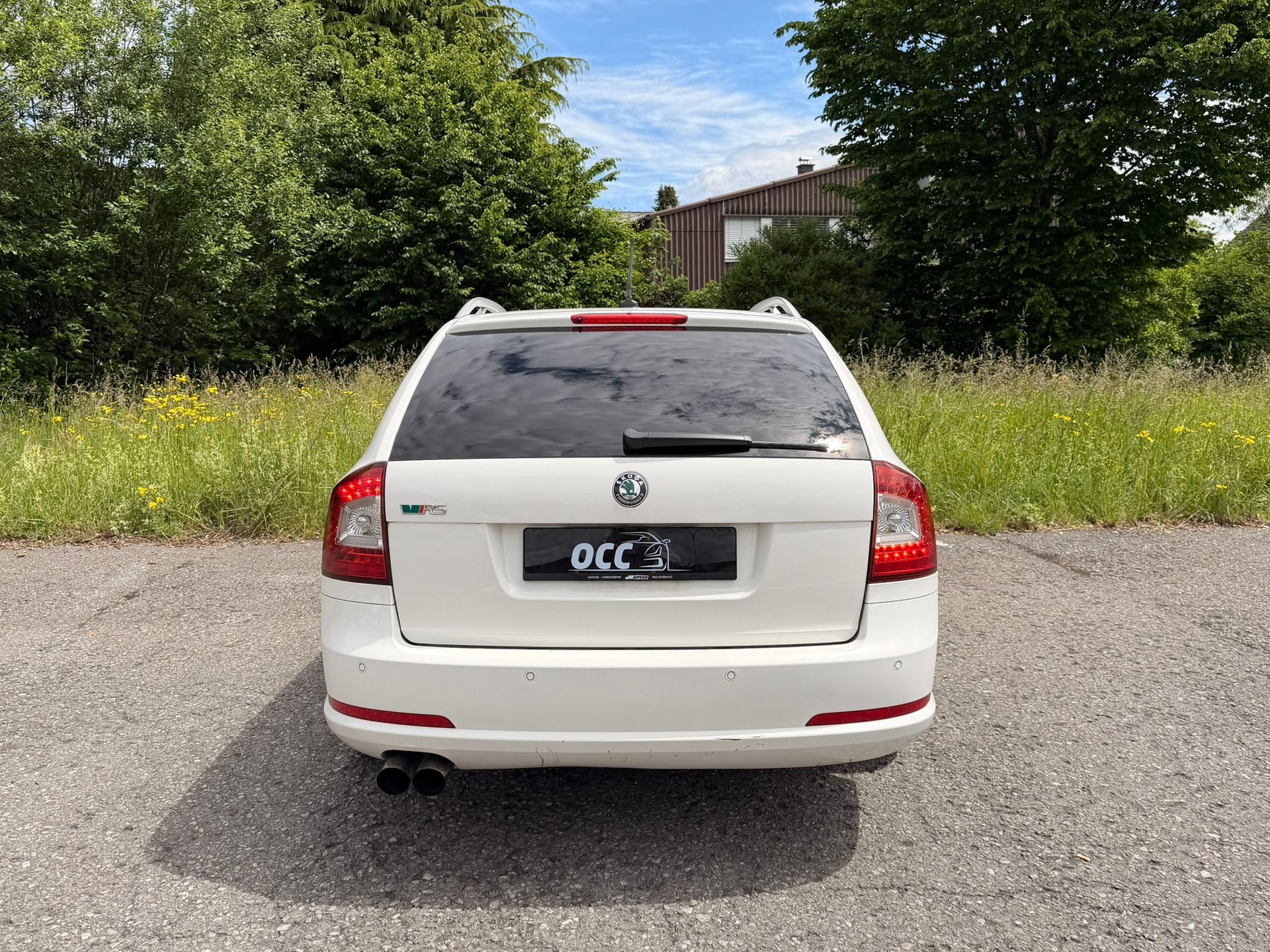 SKODA Octavia Combi 2.0 TSI RS-image-5