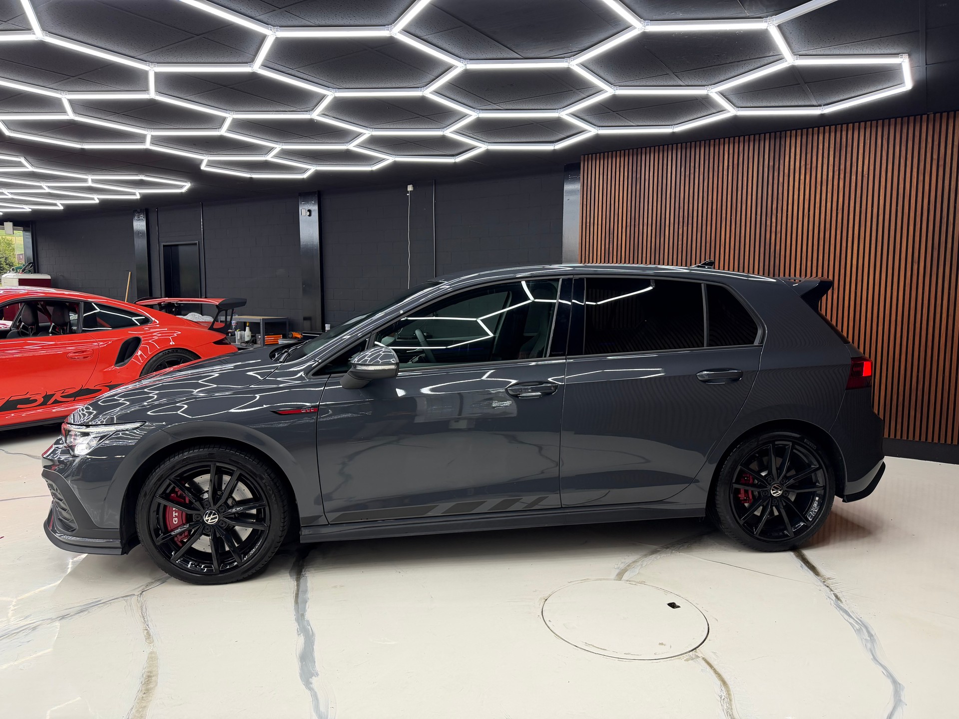 VW Golf GTI Clubsport-image-4