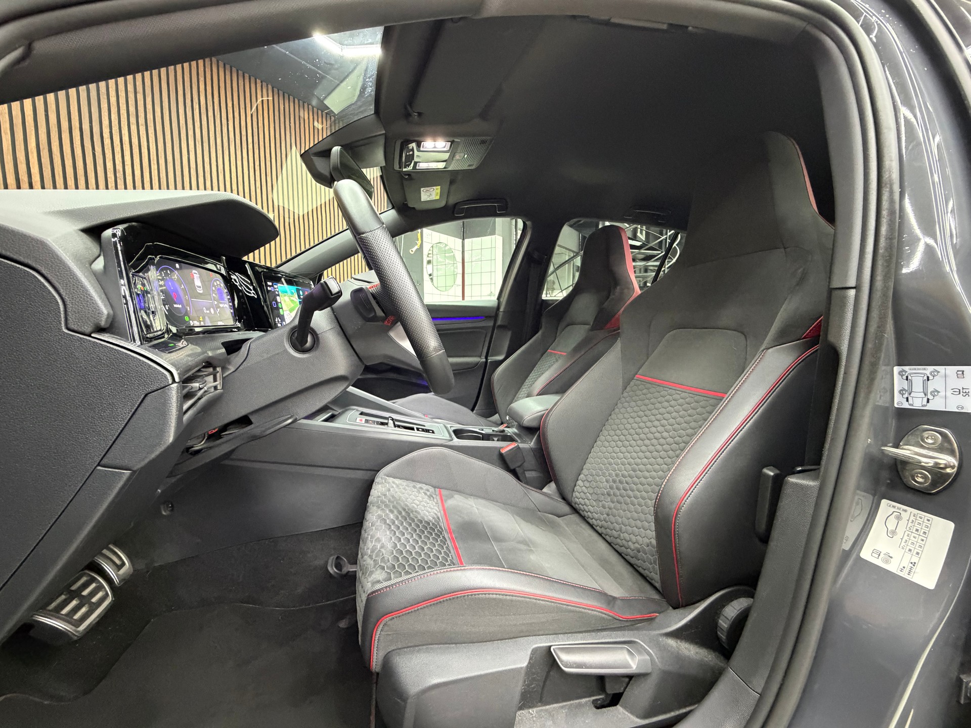 VW Golf GTI Clubsport-image-10