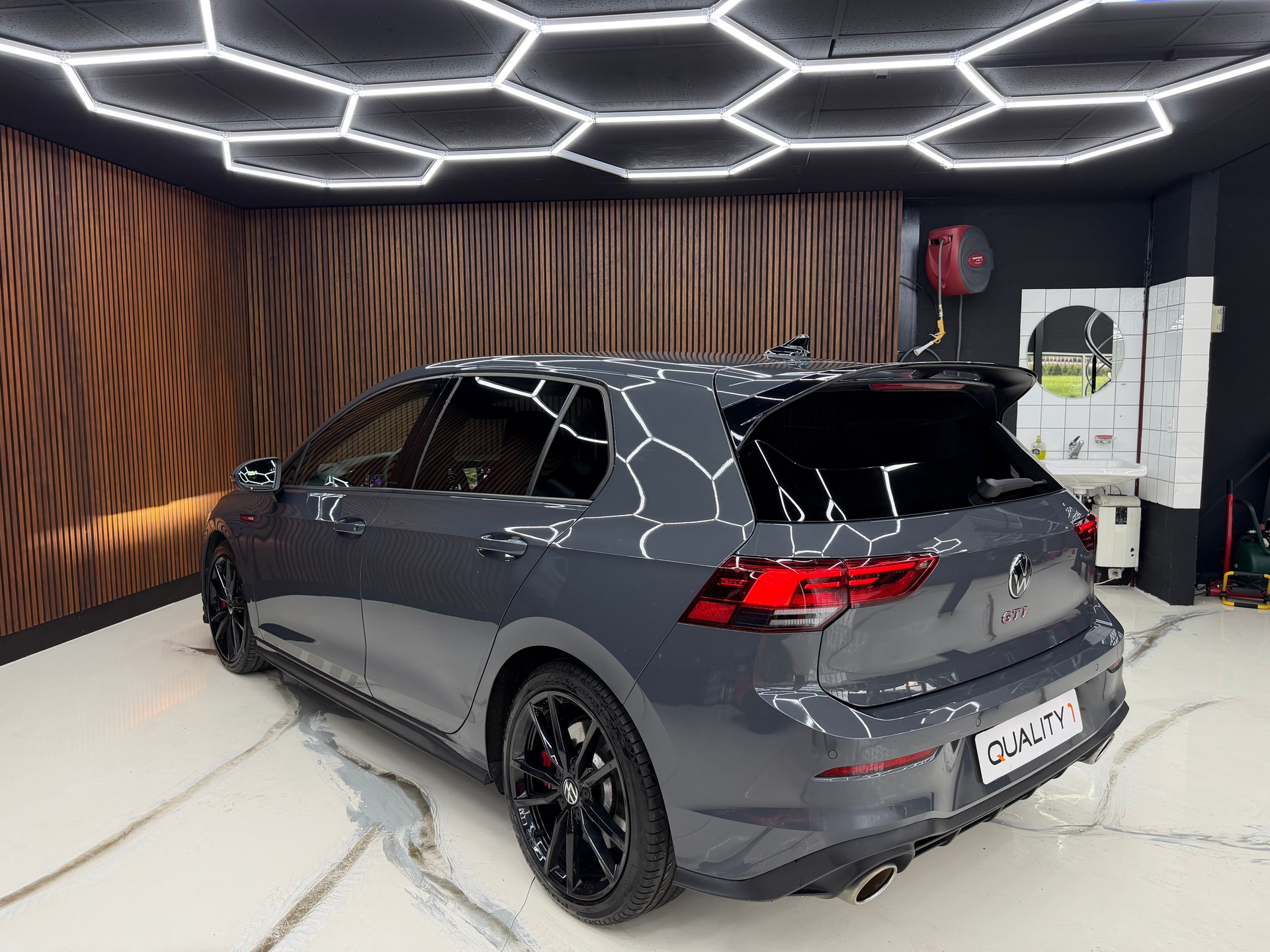 VW Golf GTI Clubsport-image-7