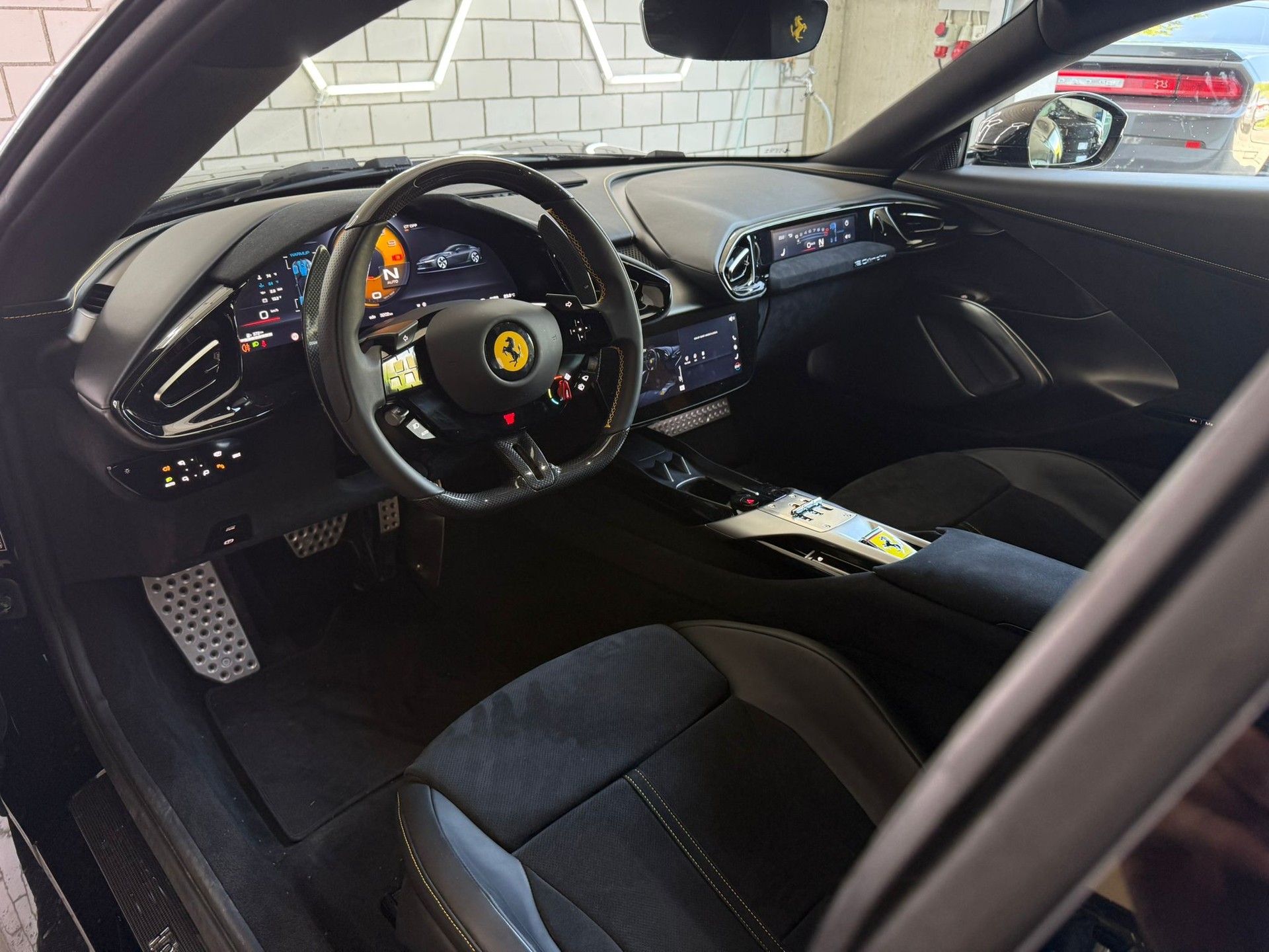 FERRARI 12 Cilindri-image-7