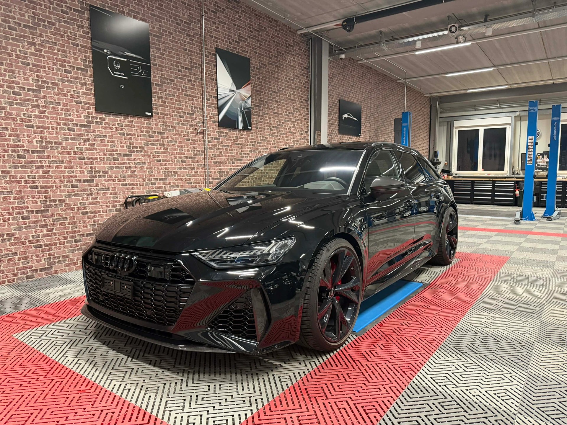 AUDI RS6 Avant 4.0 TFSI V8 quattro