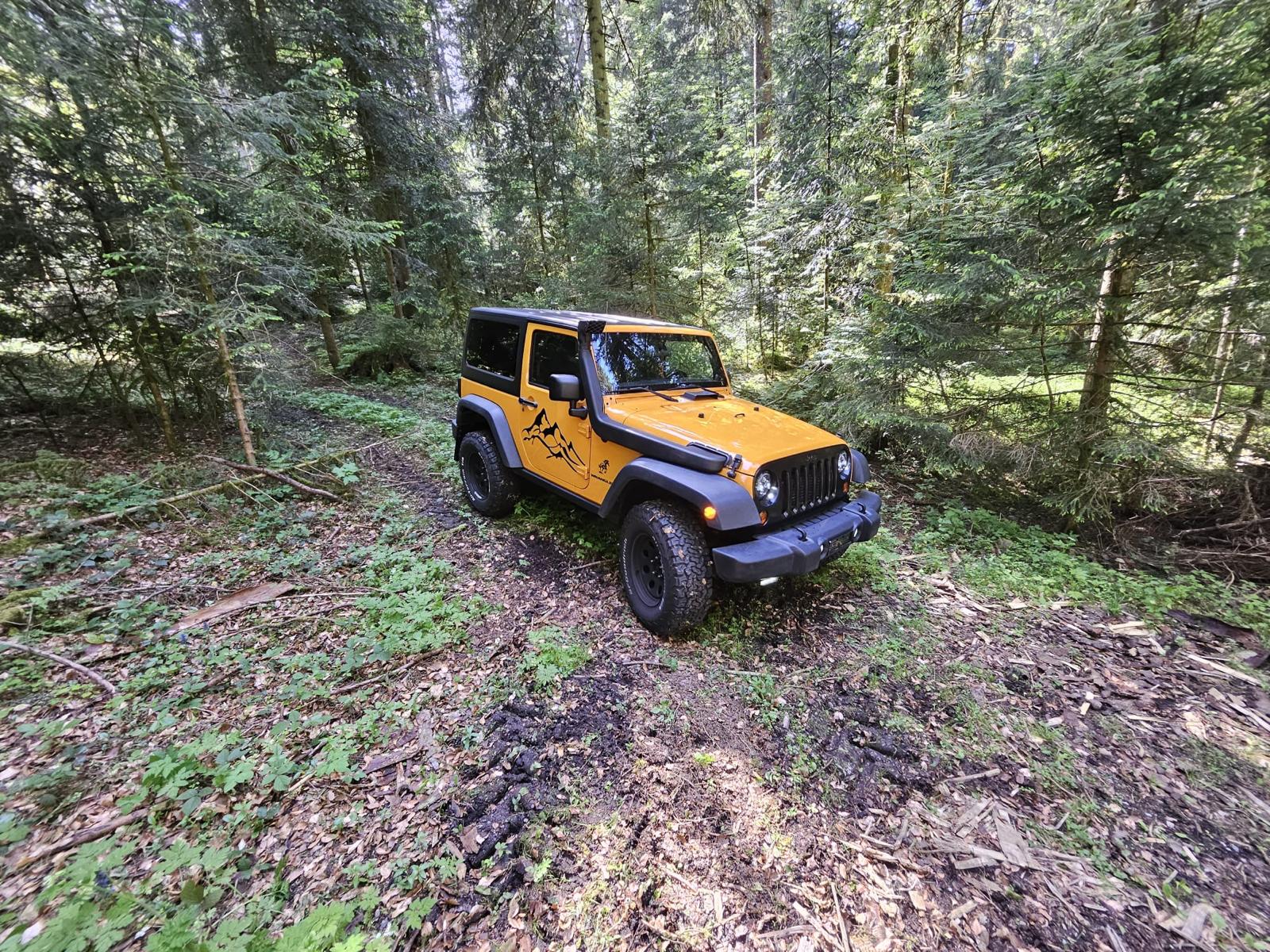 JEEP Wrangler 2.8 CRD Sport Automatic softtop-showroom-element-2
