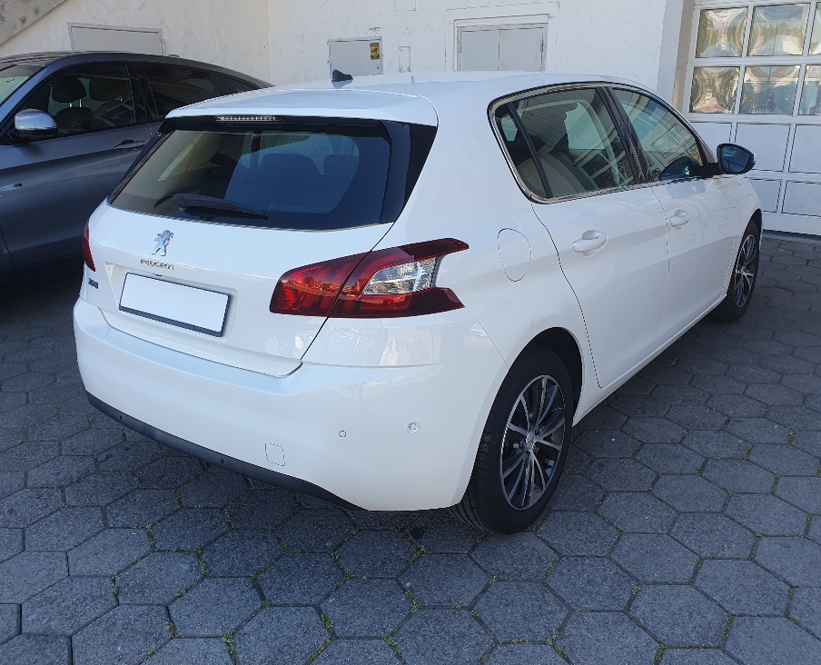 PEUGEOT 308 1.2 THP Allure Automat-showroom-element-2