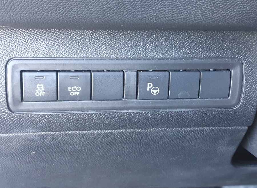 PEUGEOT 308 1.2 THP Allure Automat-image-12