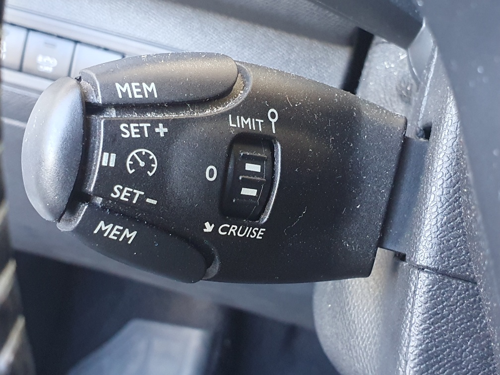 PEUGEOT 308 1.2 THP Allure Automat-image-9