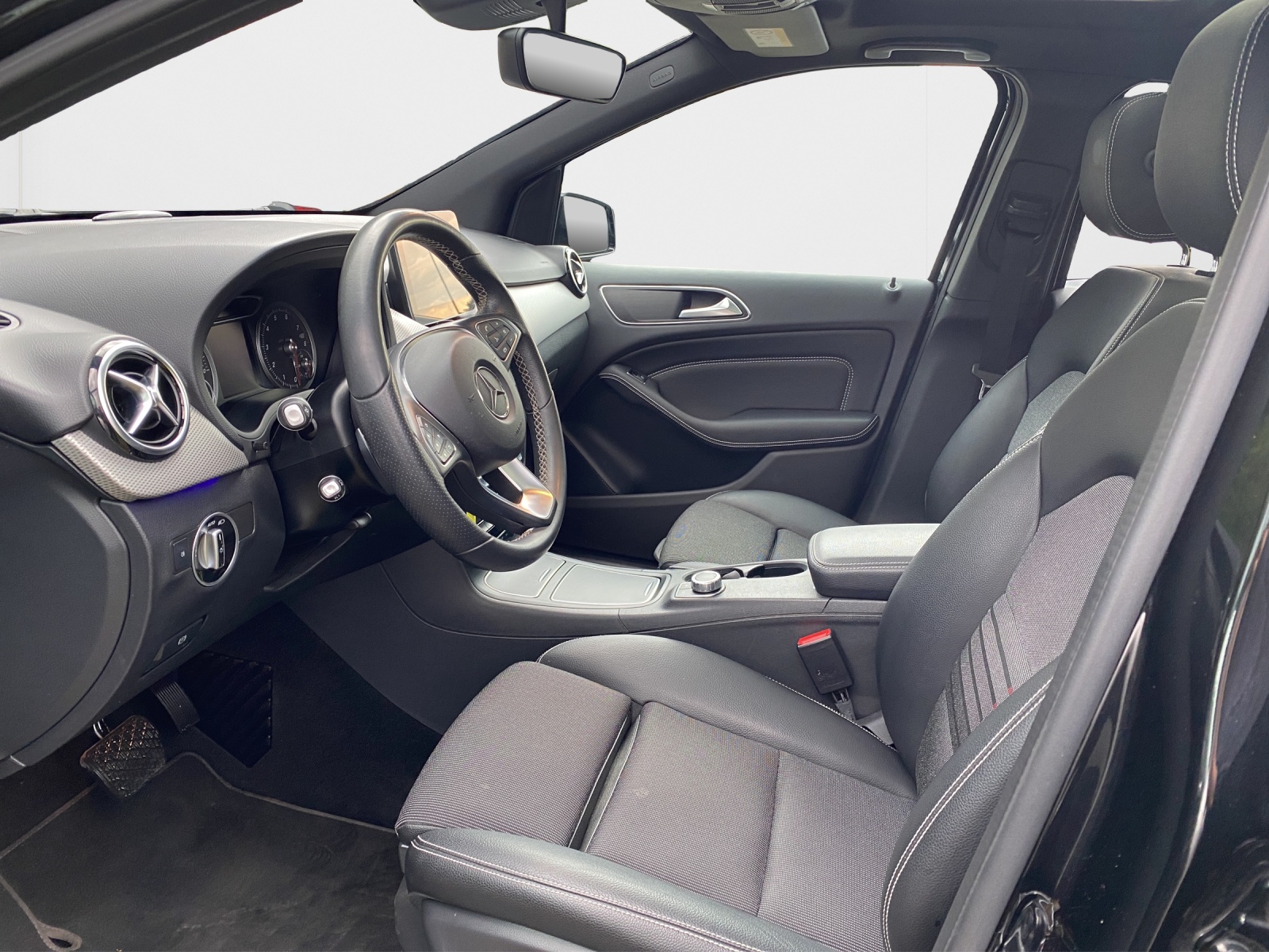 MERCEDES-BENZ B 200 Style Night-Paket 7G-DCT Vollaustattung-image-7