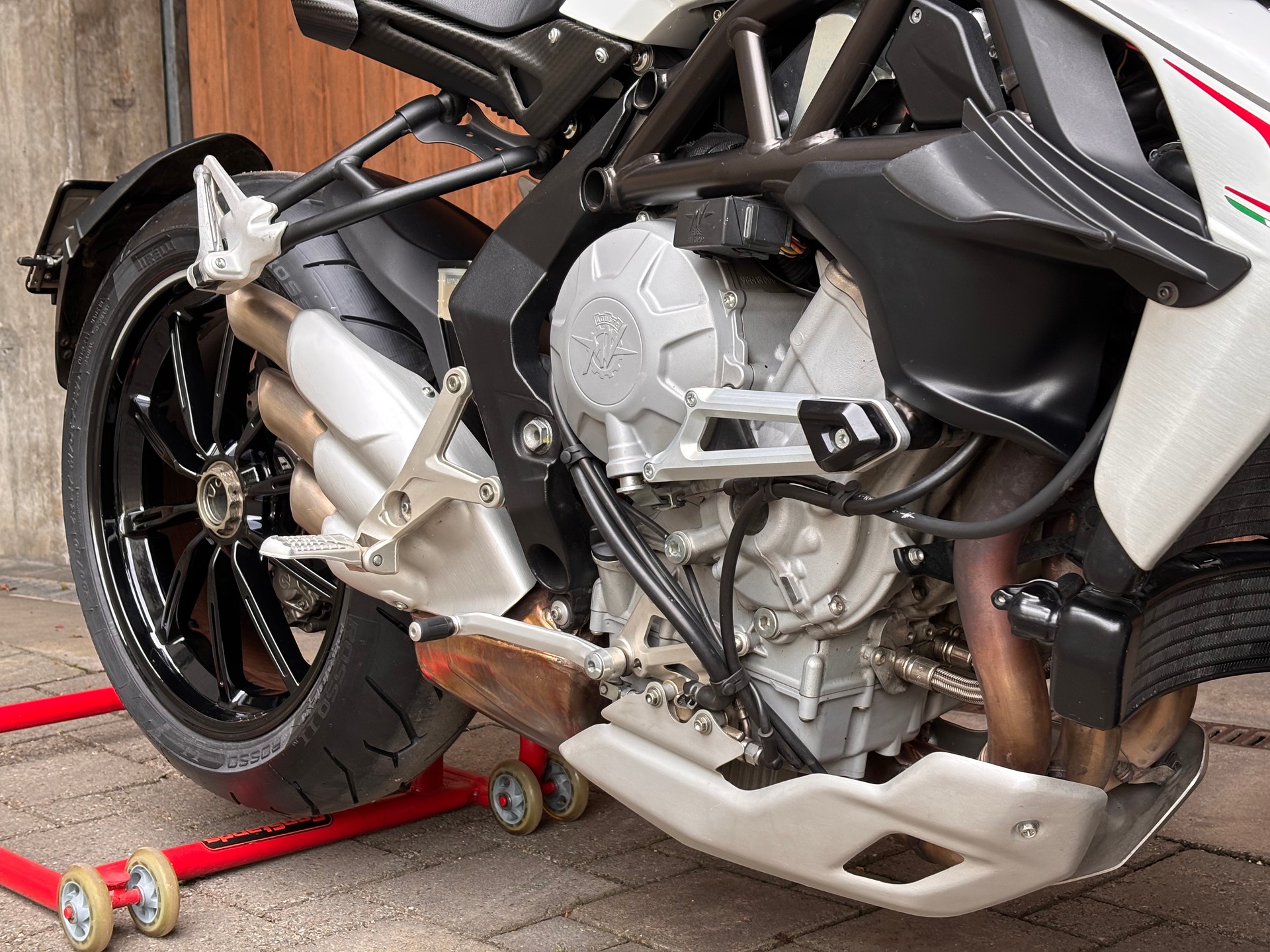 MV AGUSTA Dragster 800 ABS-image-8