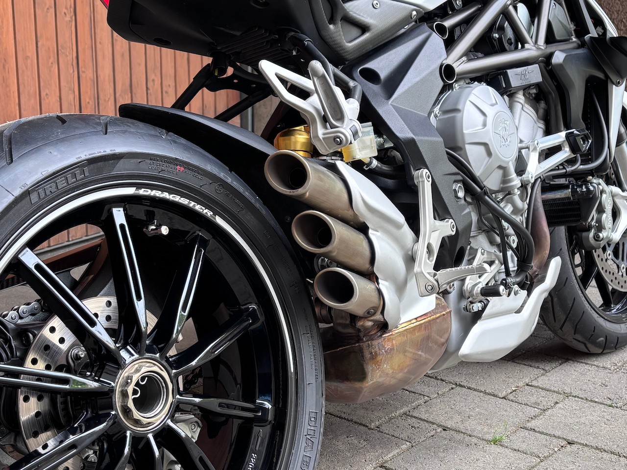 MV AGUSTA Dragster 800 ABS-image-2