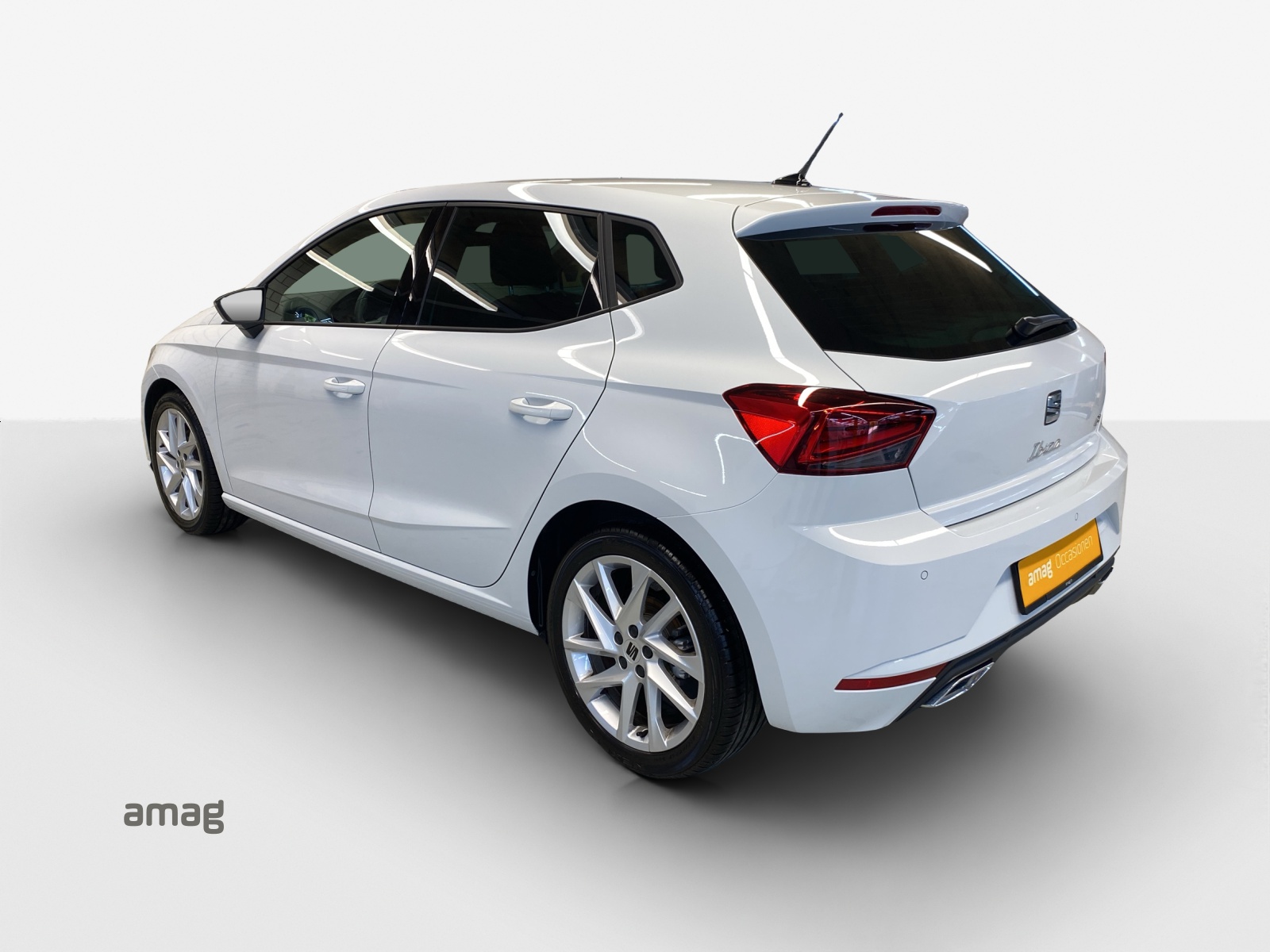 SEAT Ibiza 1.0 EcoTSI Hola FR DSG-showroom-element-2