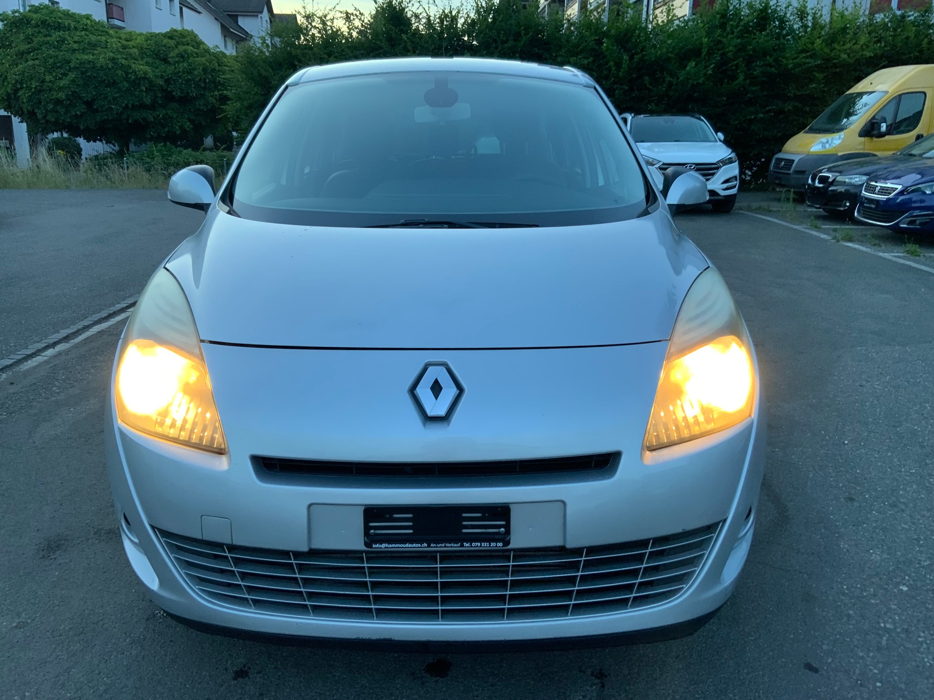 RENAULT Grand Scénic 1.4 16V Turbo Dynamique