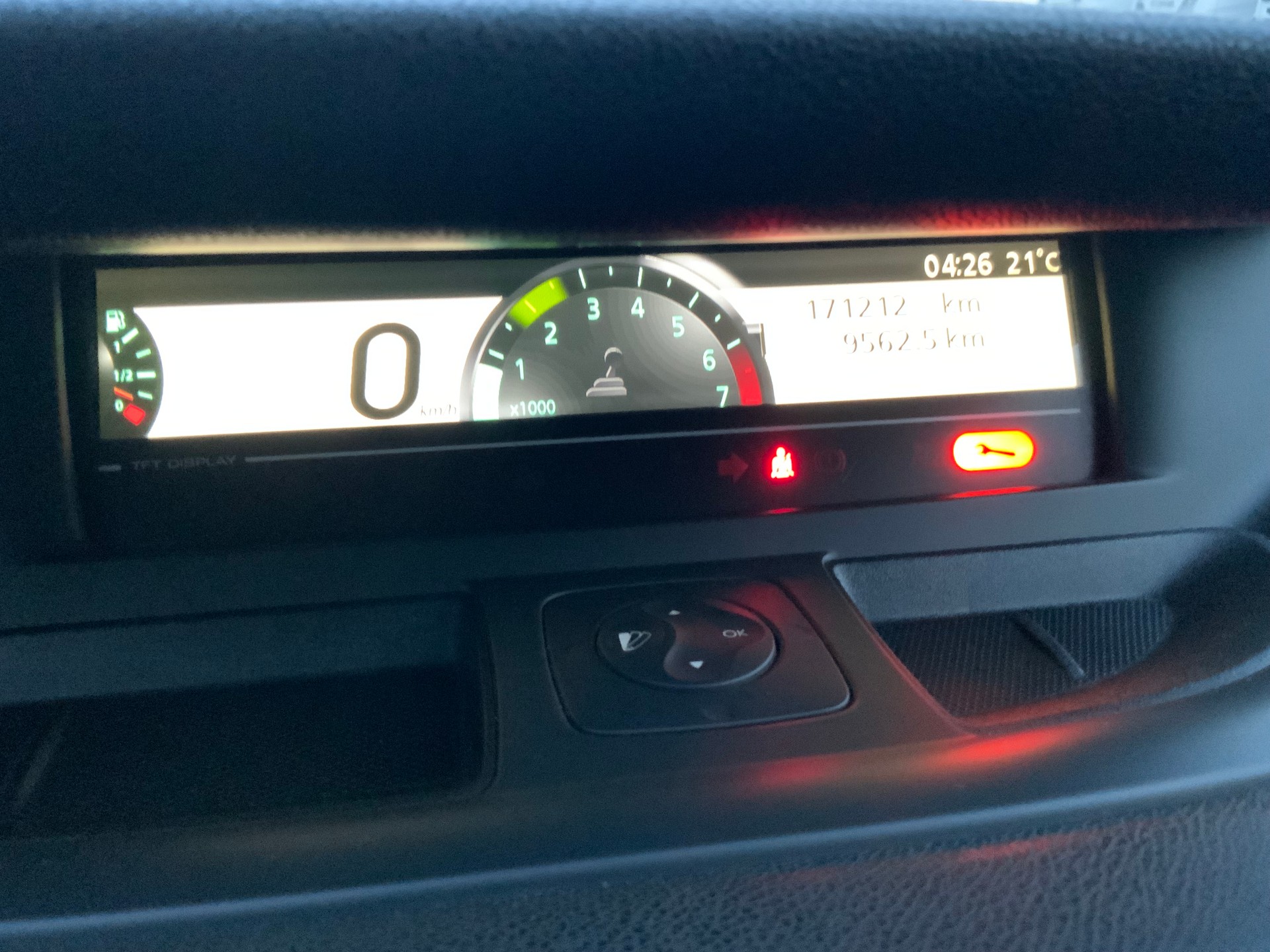 RENAULT Grand Scénic 1.4 16V Turbo Dynamique-image-8