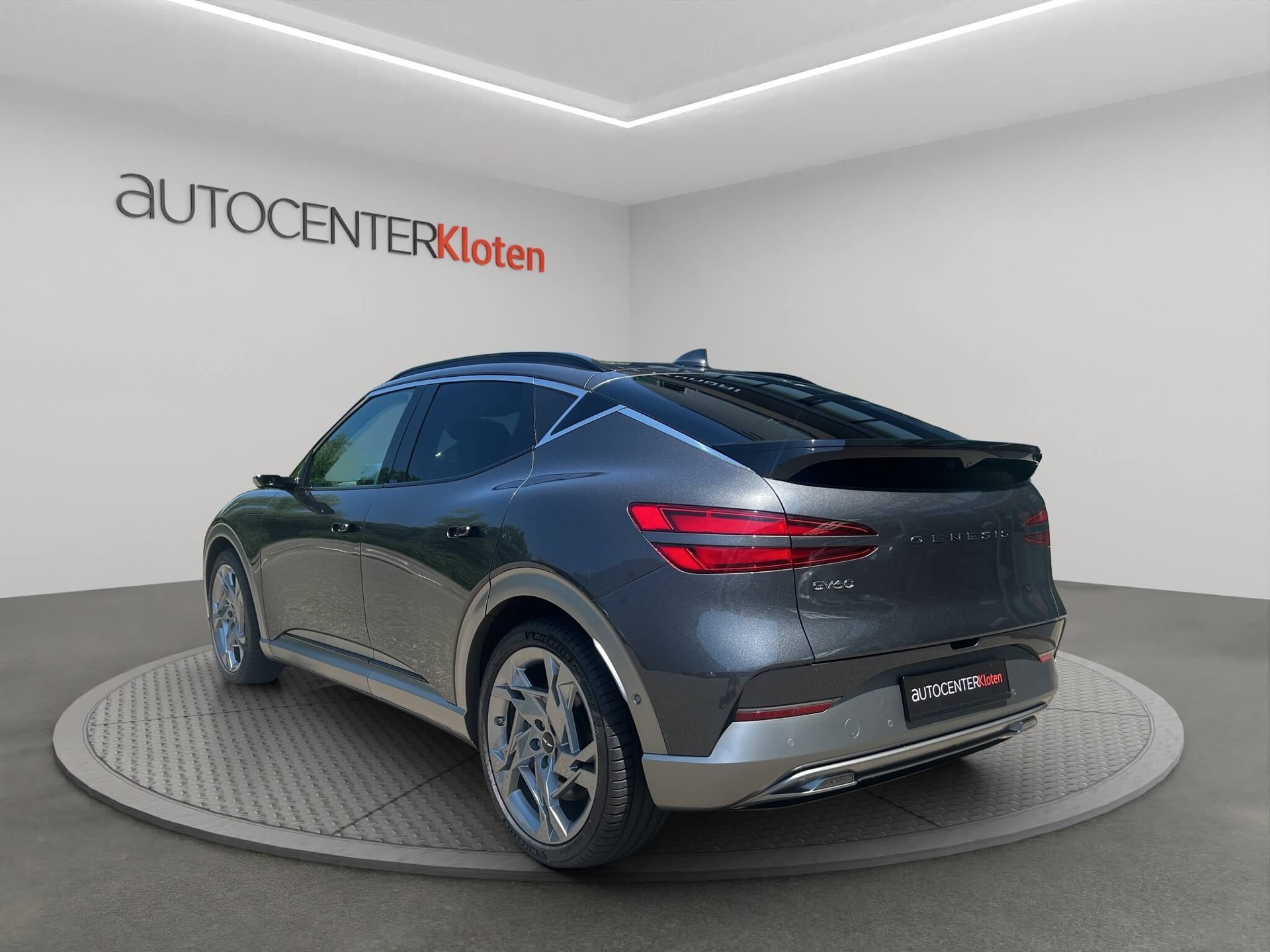 GENESIS GV60 Dual Motor Sport Plus AWD-showroom-element-3