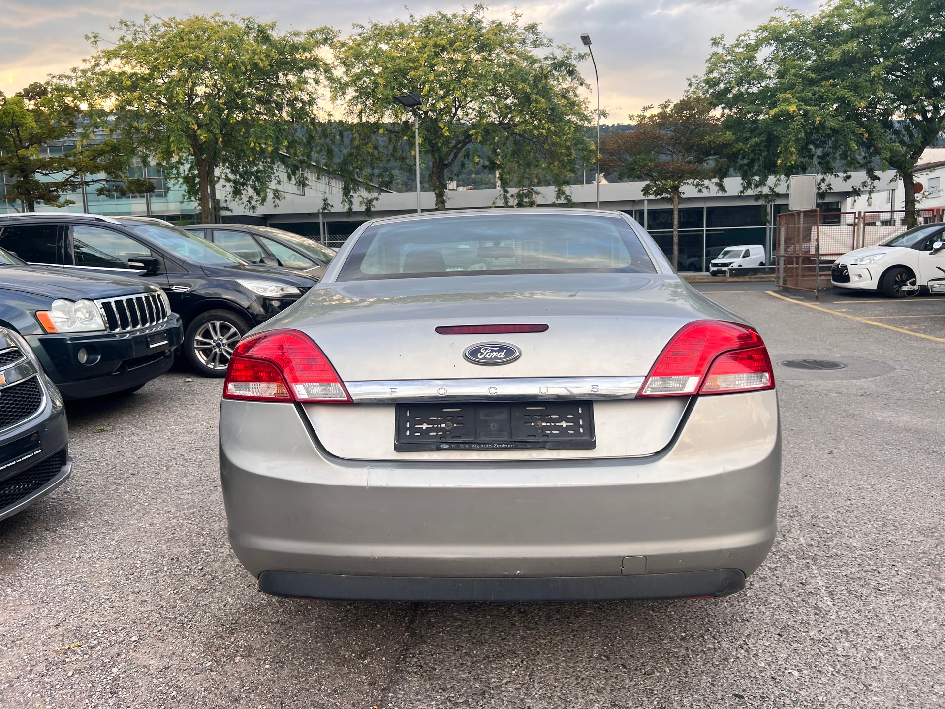 FORD Focus CC 2.0i Titanium-image-3