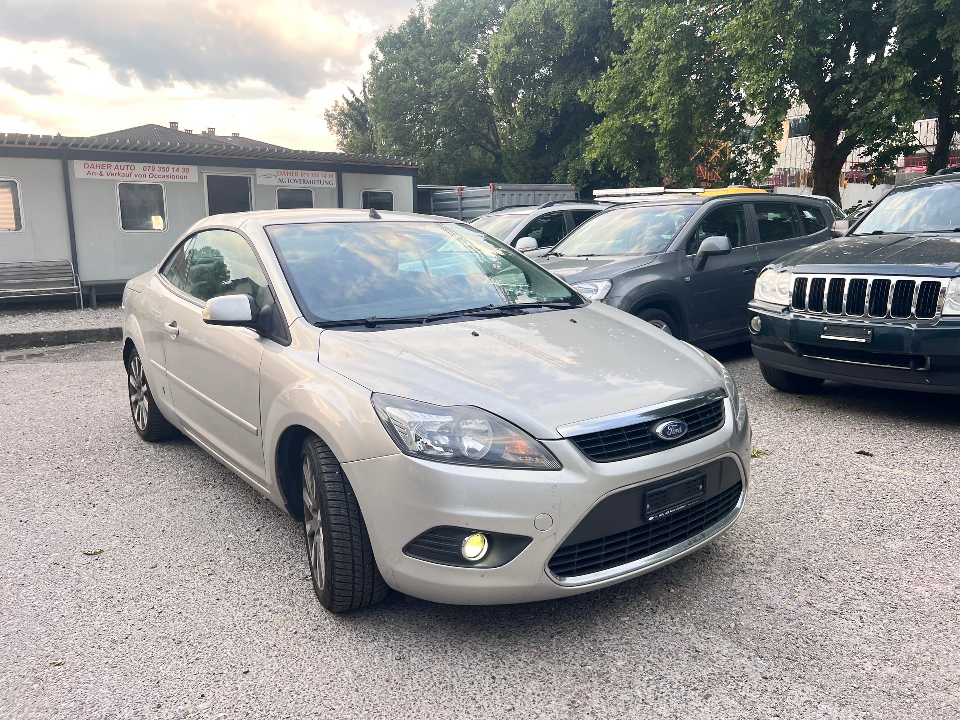 FORD Focus CC 2.0i Titanium-image-1