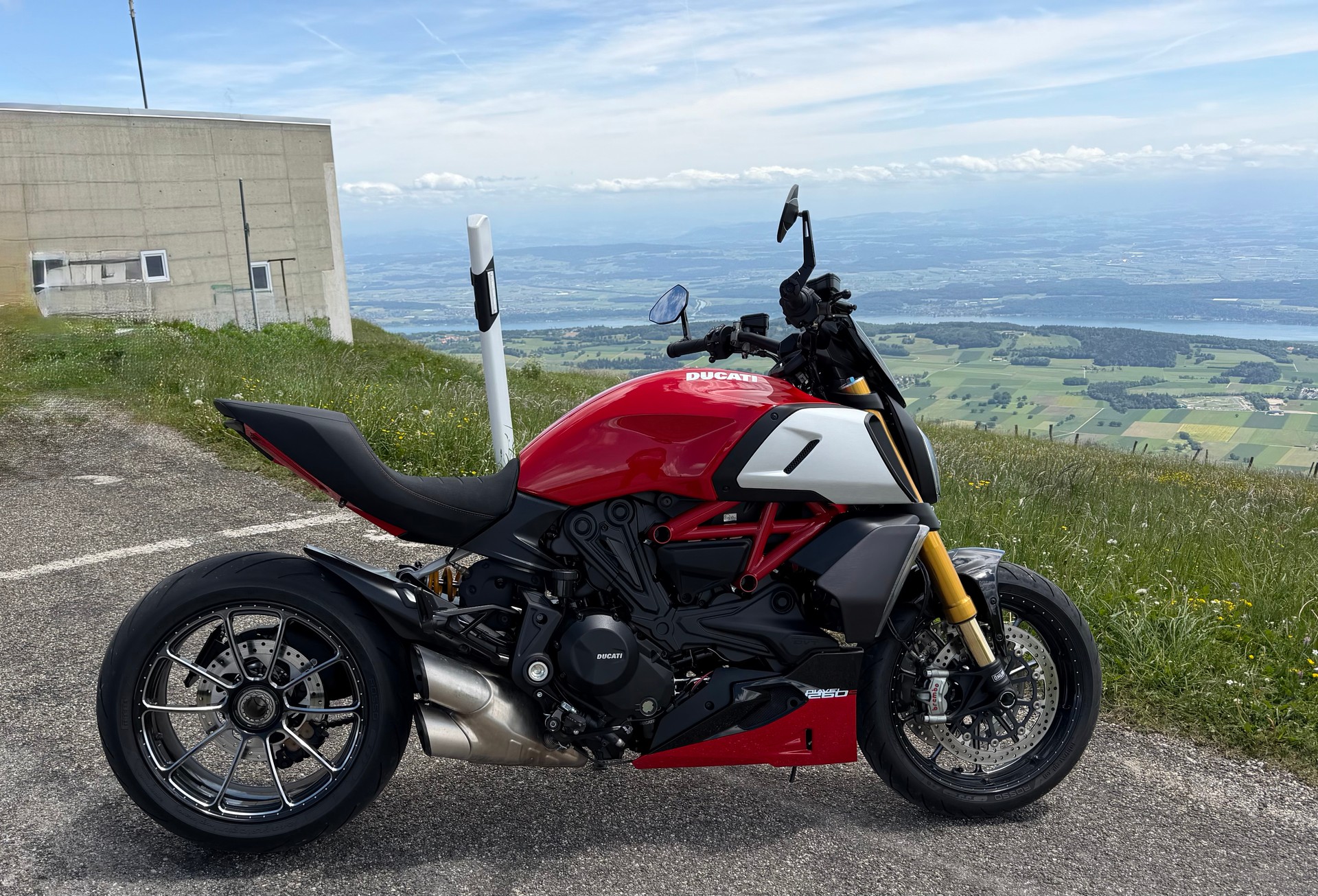 DUCATI Diavel 1260 S-image-0