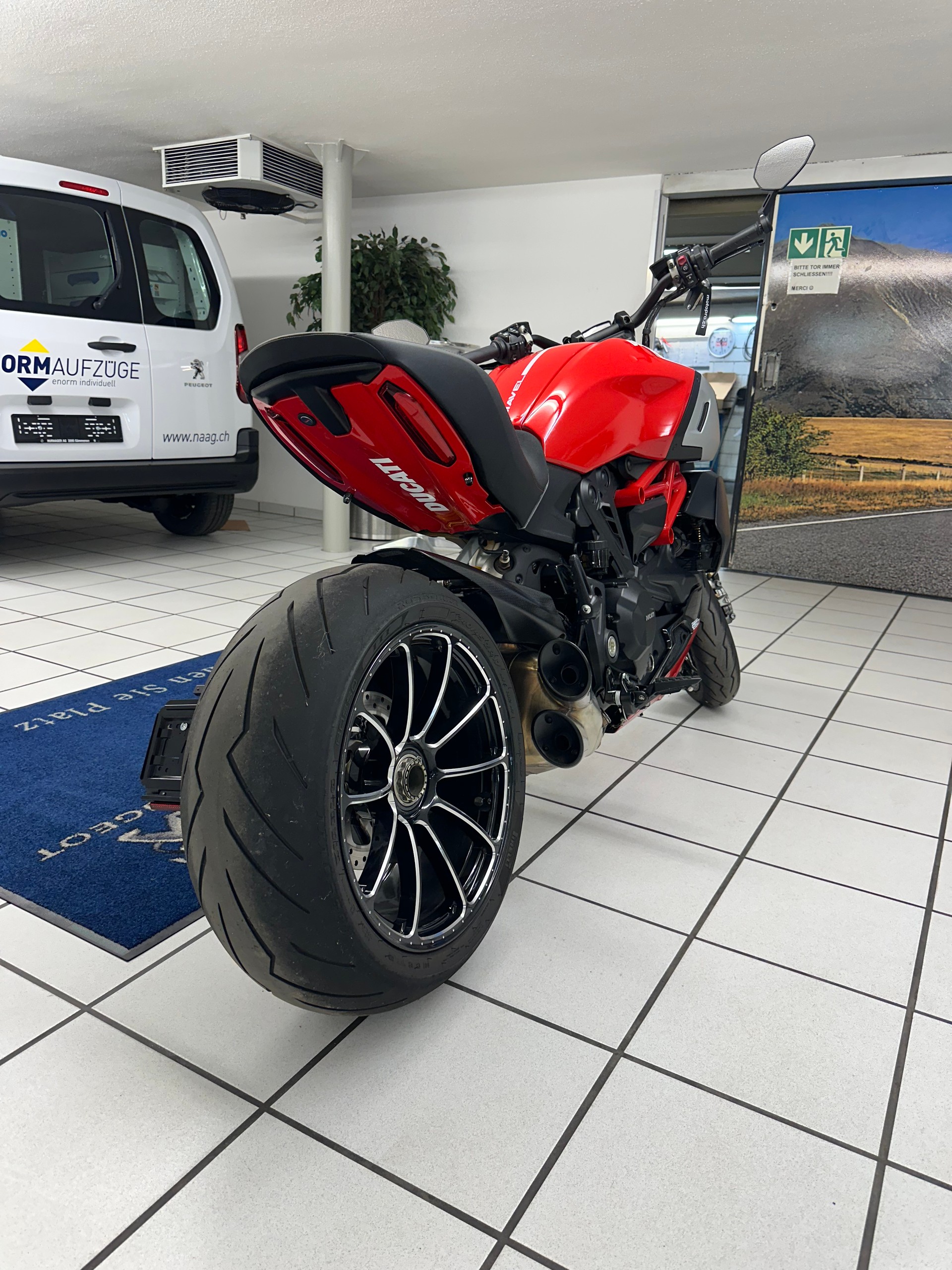 DUCATI Diavel 1260 S-image-7