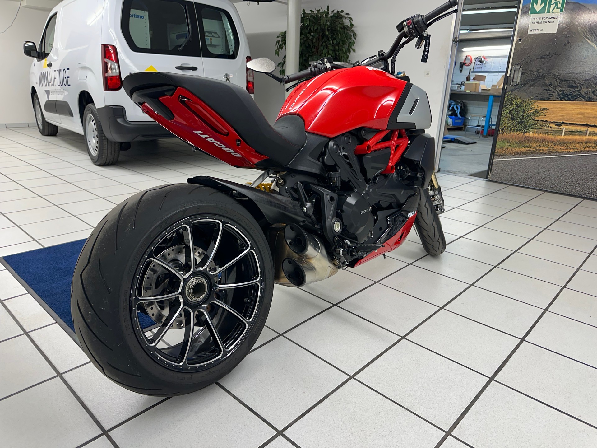 DUCATI Diavel 1260 S-image-9