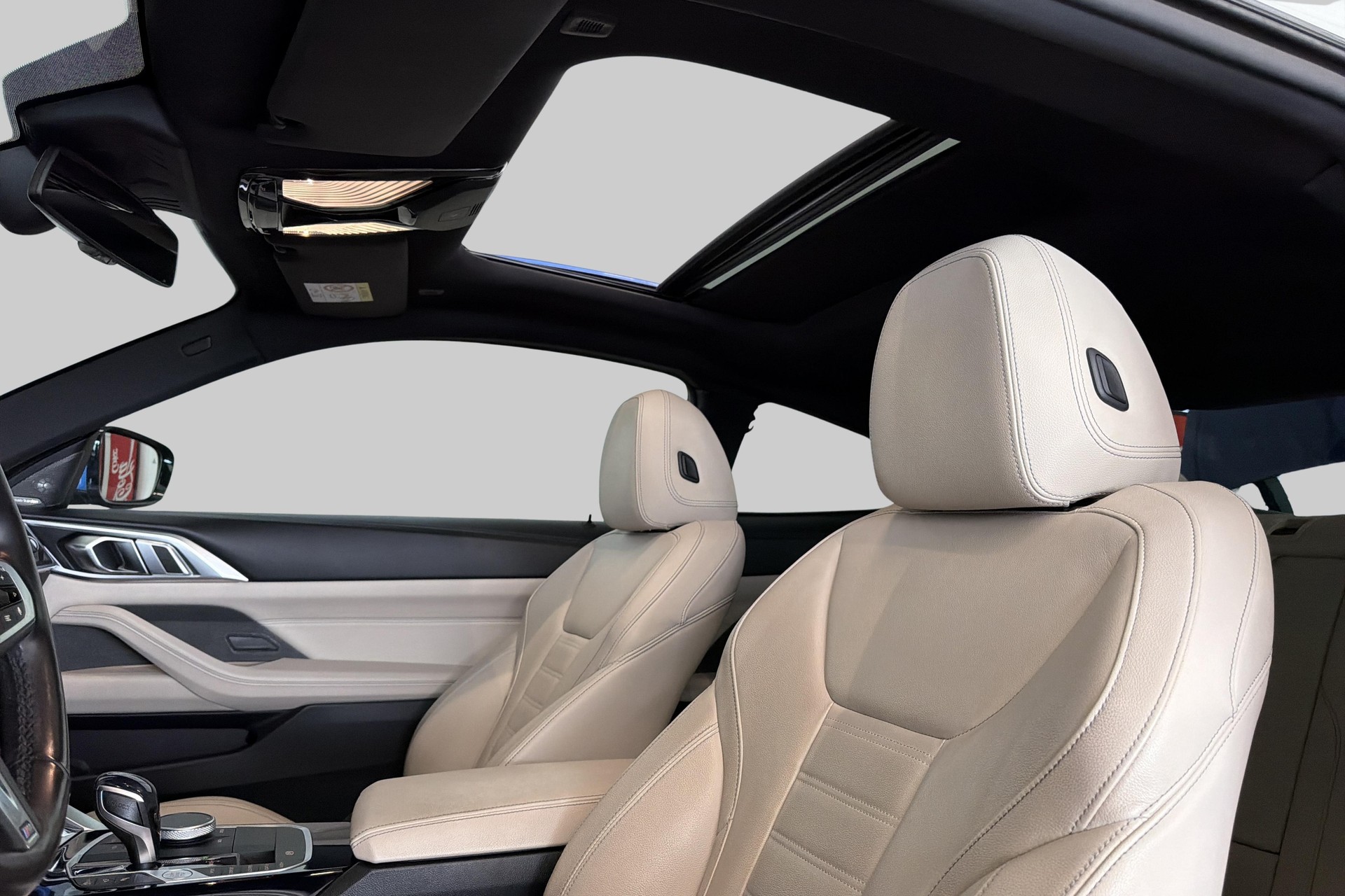 BMW M440i xDrive 48V Coupé Steptronic-image-16