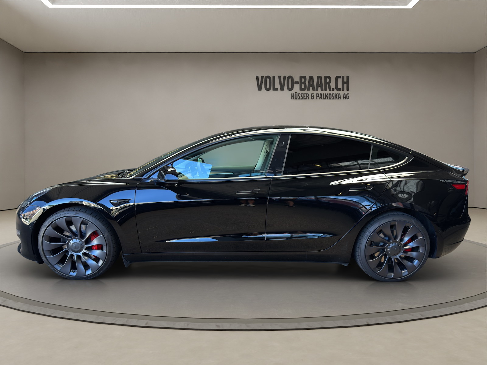 TESLA Model 3 Performance Dual Motor AWD-showroom-element-2