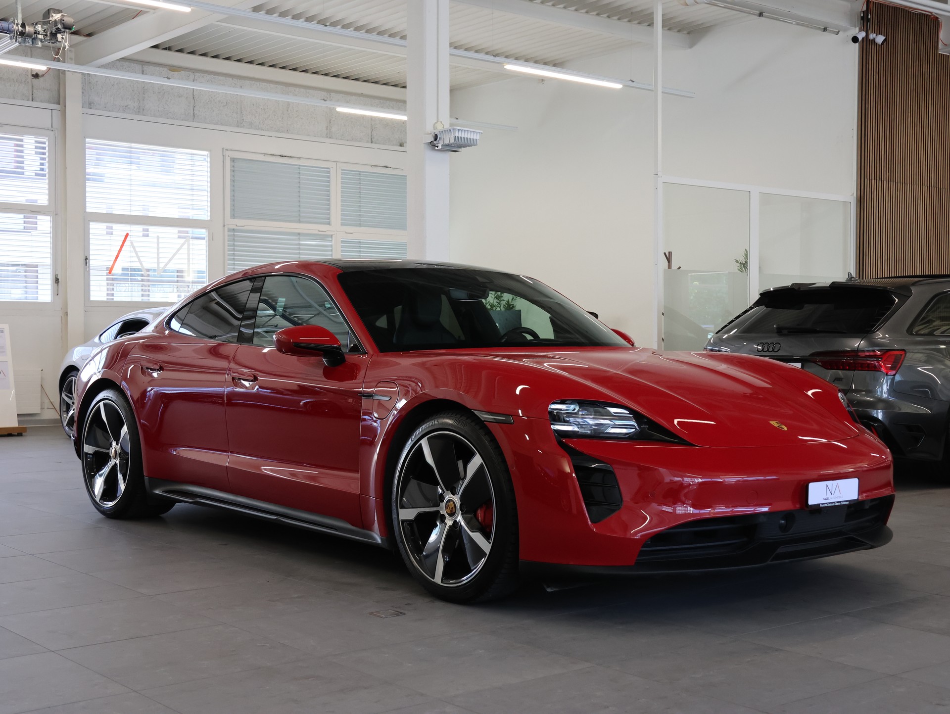 PORSCHE Taycan 4S *Panoramadach* *Bose* *360 Kamera*-showroom-element-1