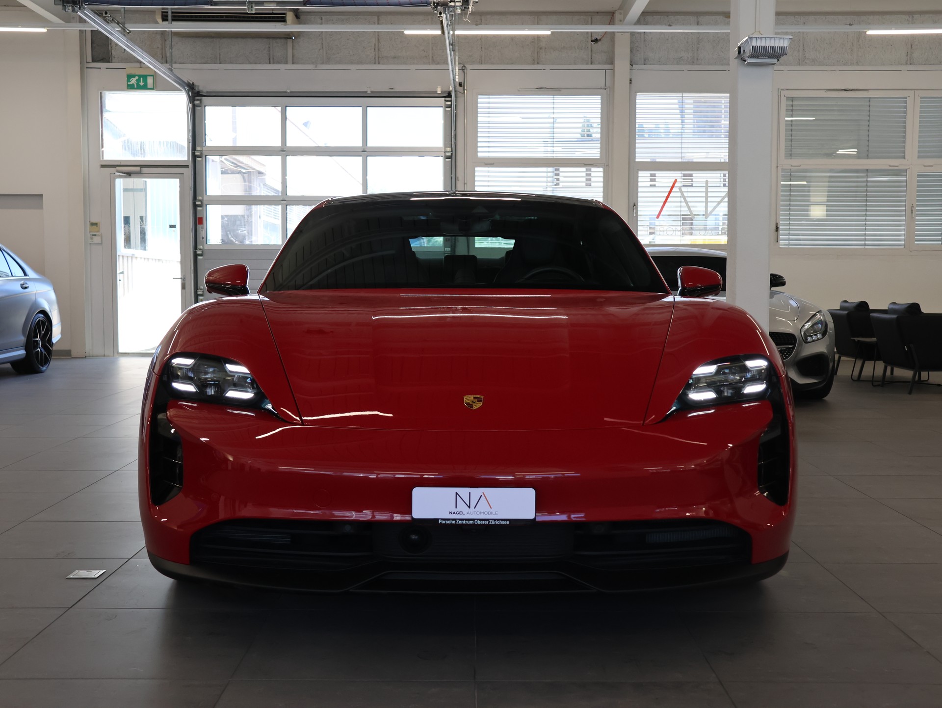 PORSCHE Taycan 4S *Panoramadach* *Bose* *360 Kamera*-showroom-element-2