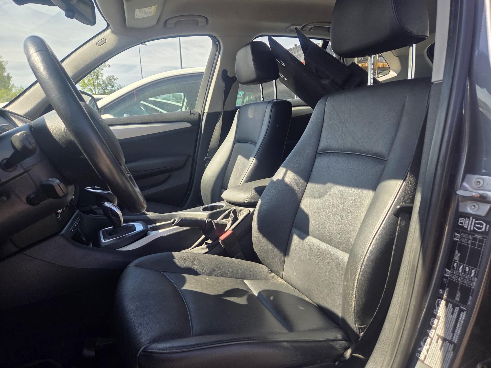 BMW X1 xDrive 18d Steptronic-image-7