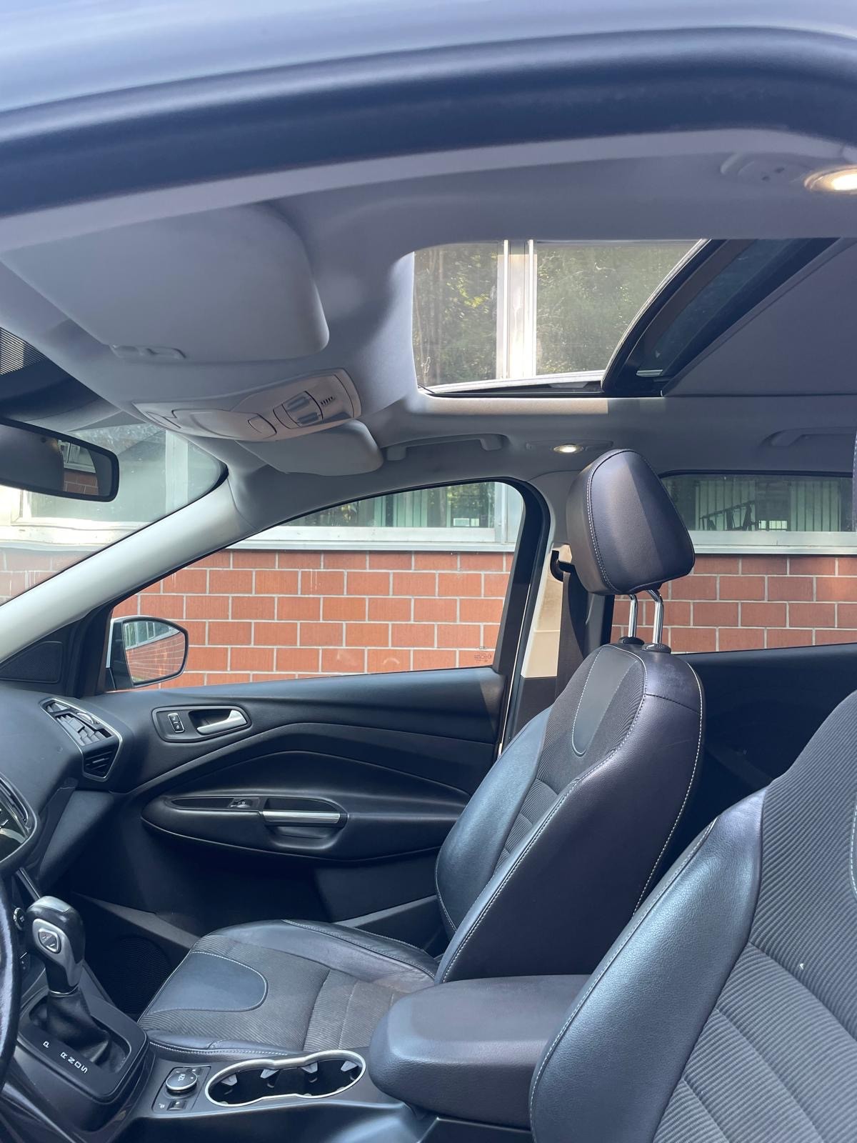 FORD Kuga 1.6 SCTi Carving 4WD Automatic-image-3