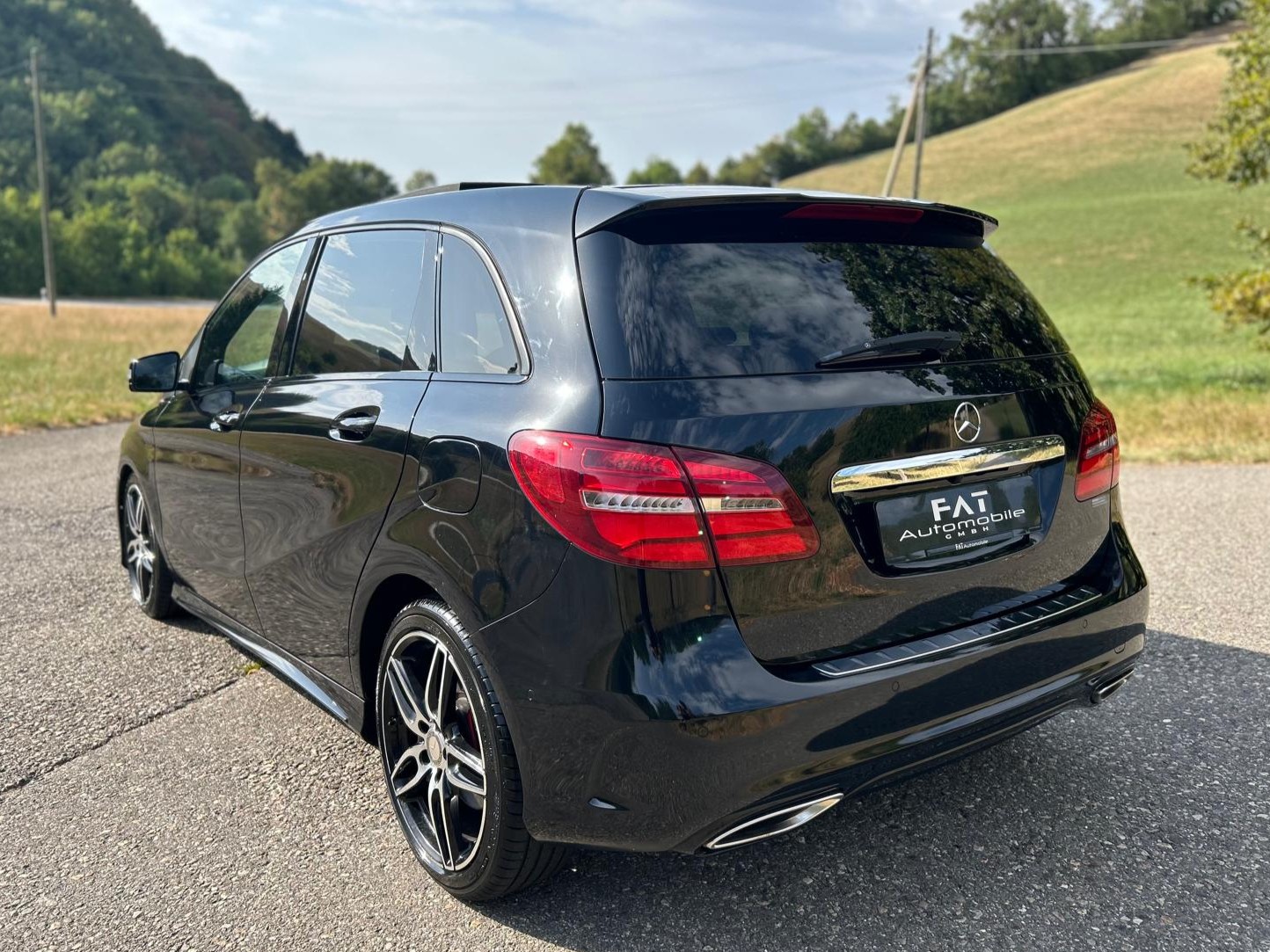 MERCEDES-BENZ B 220 CDI Swiss Star Edition AMG Line 4Matic-showroom-element-2